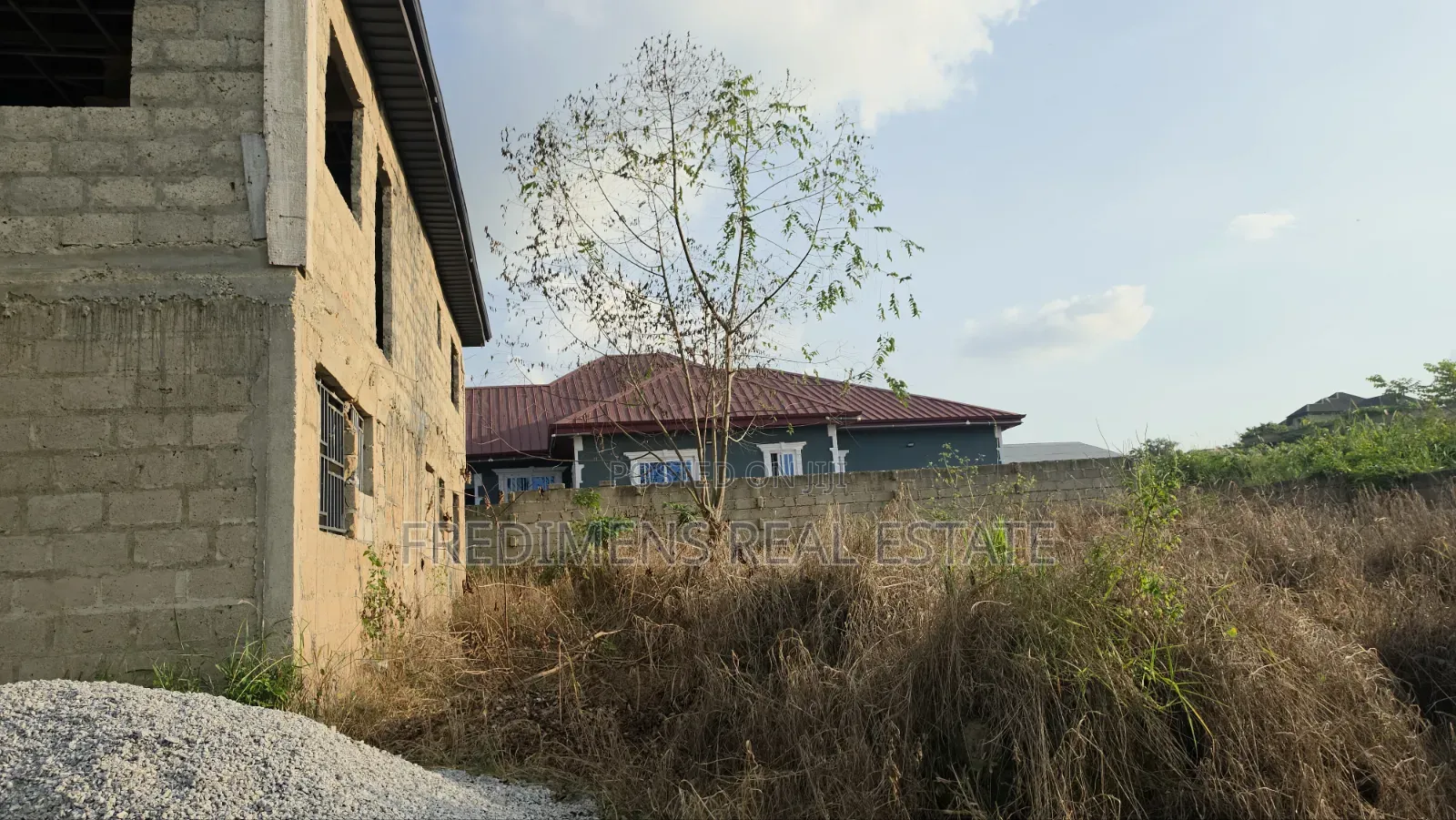 5bdrm House in Fredimens Real, Kwabre for sale
