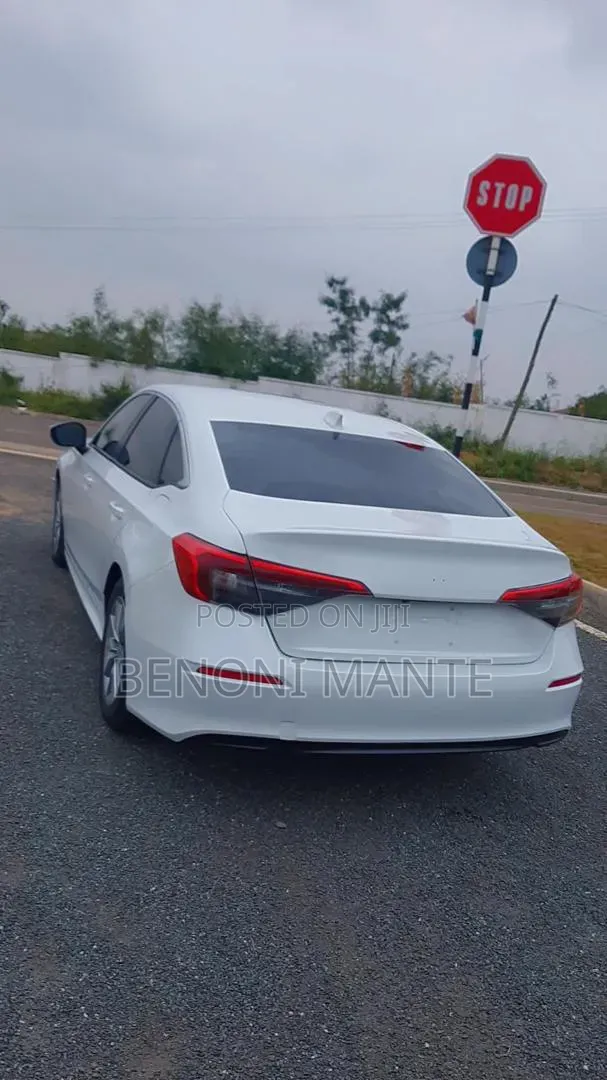 Honda Civic EX 2022 White