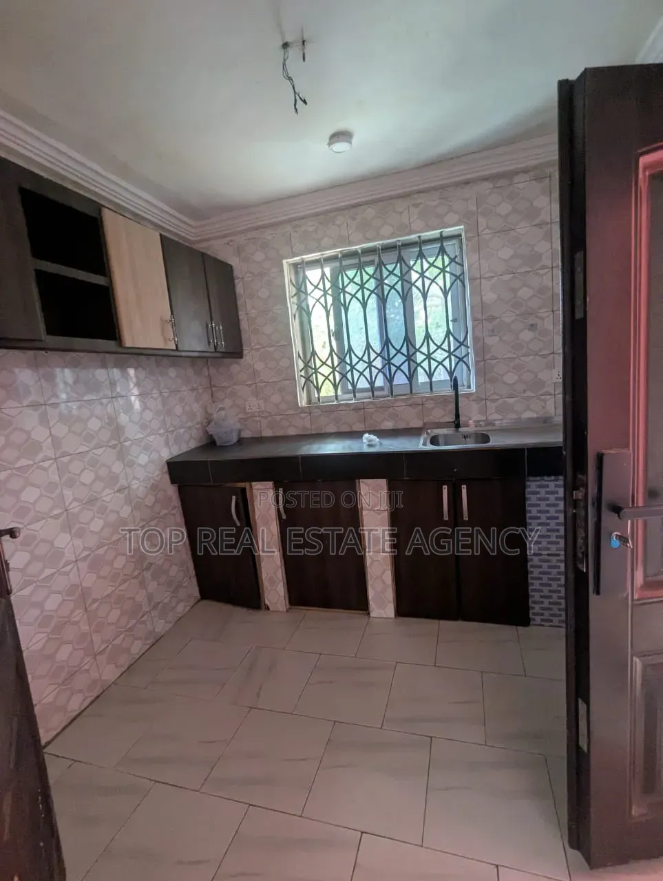 1bdrm Apartment in Highway, Pokuase for rent