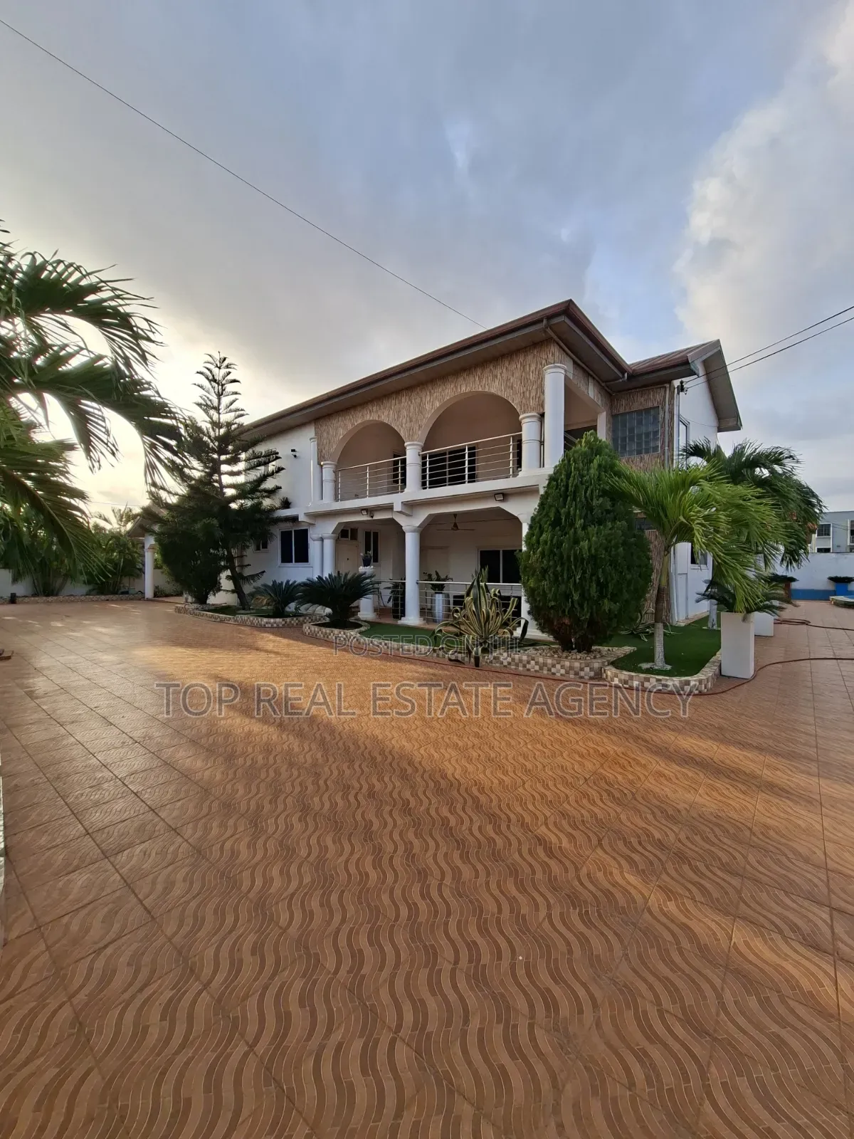 3bdrm Apartment in North Legon Antis for rent