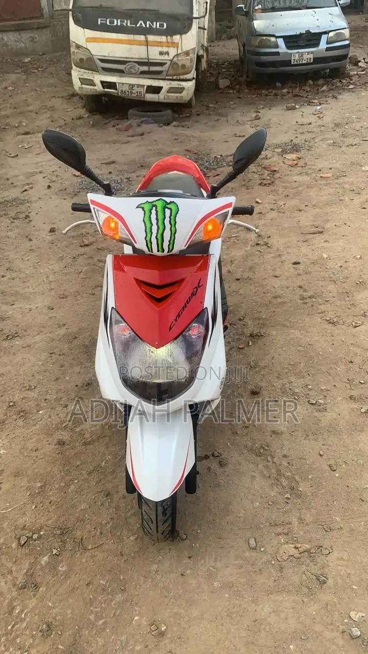 Yamaha NMAX 125 2023 Red