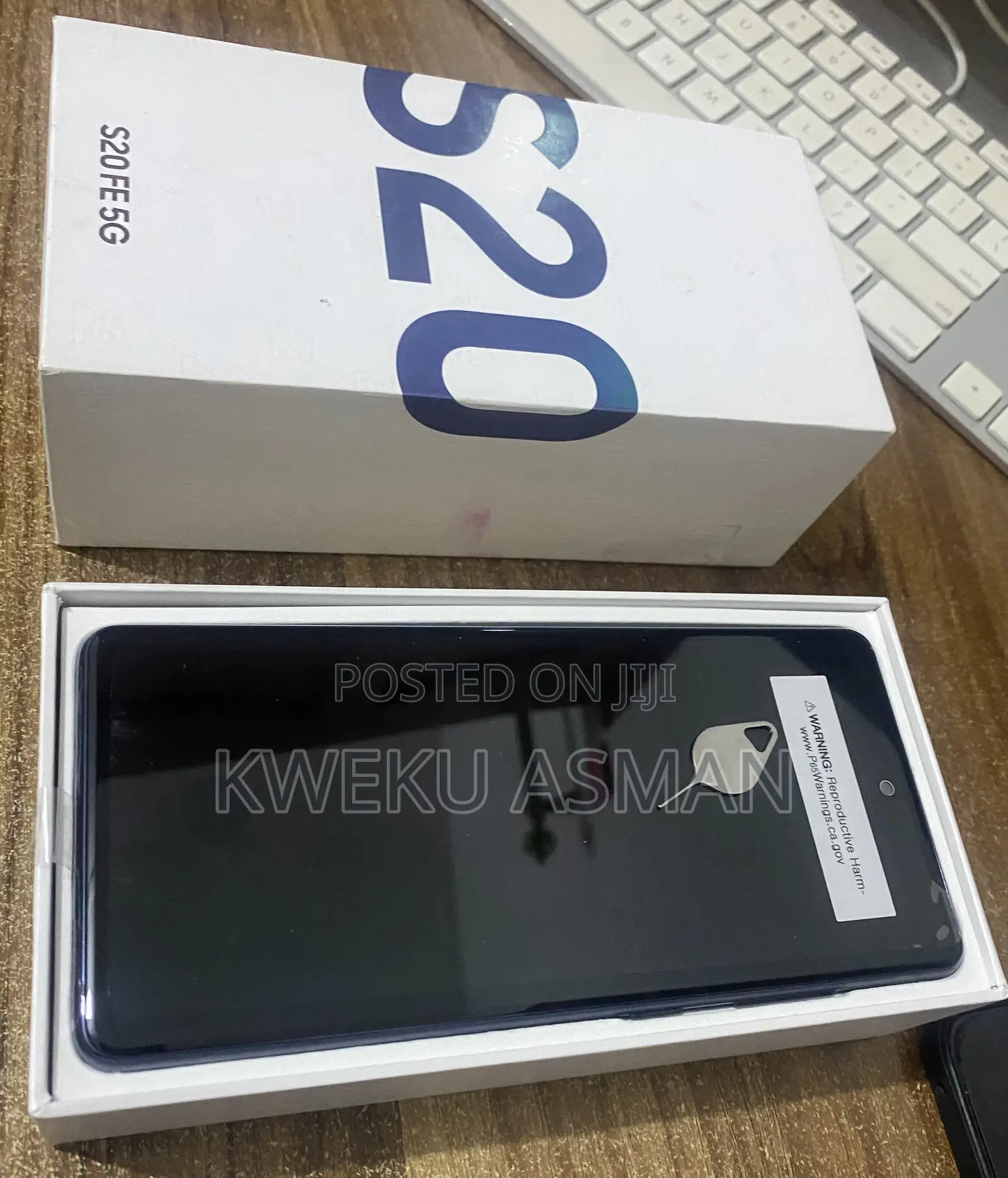 New Samsung Galaxy S20 FE 5G 128 GB Blue