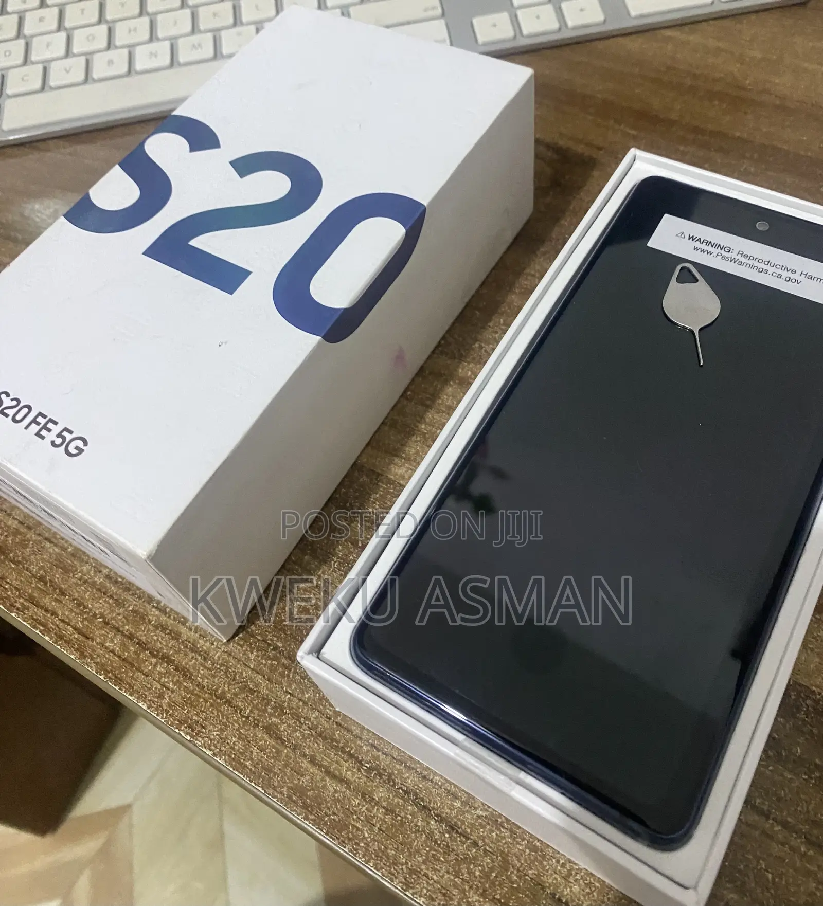 New Samsung Galaxy S20 FE 5G 128 GB Blue