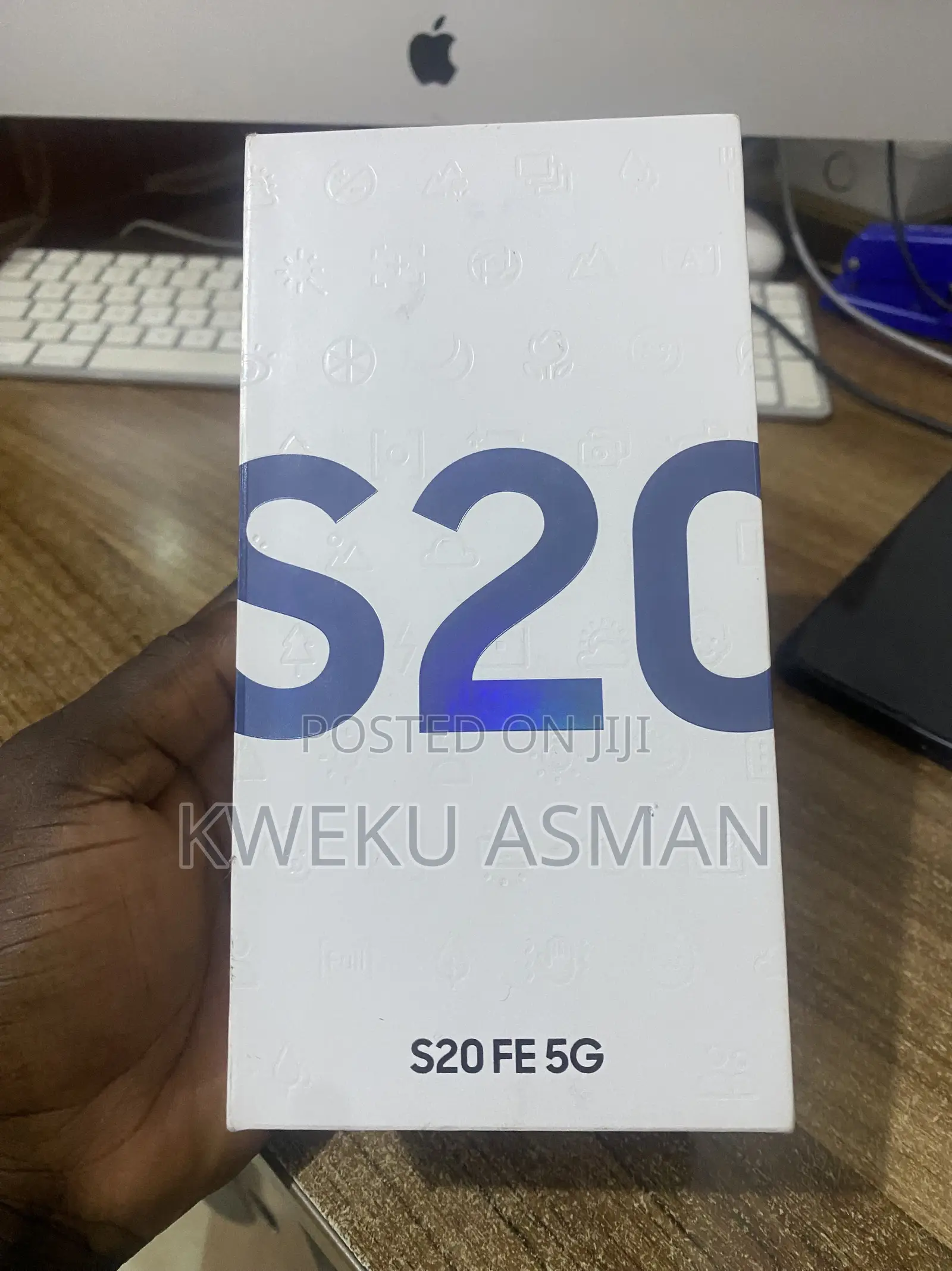 New Samsung Galaxy S20 FE 5G 128 GB Blue