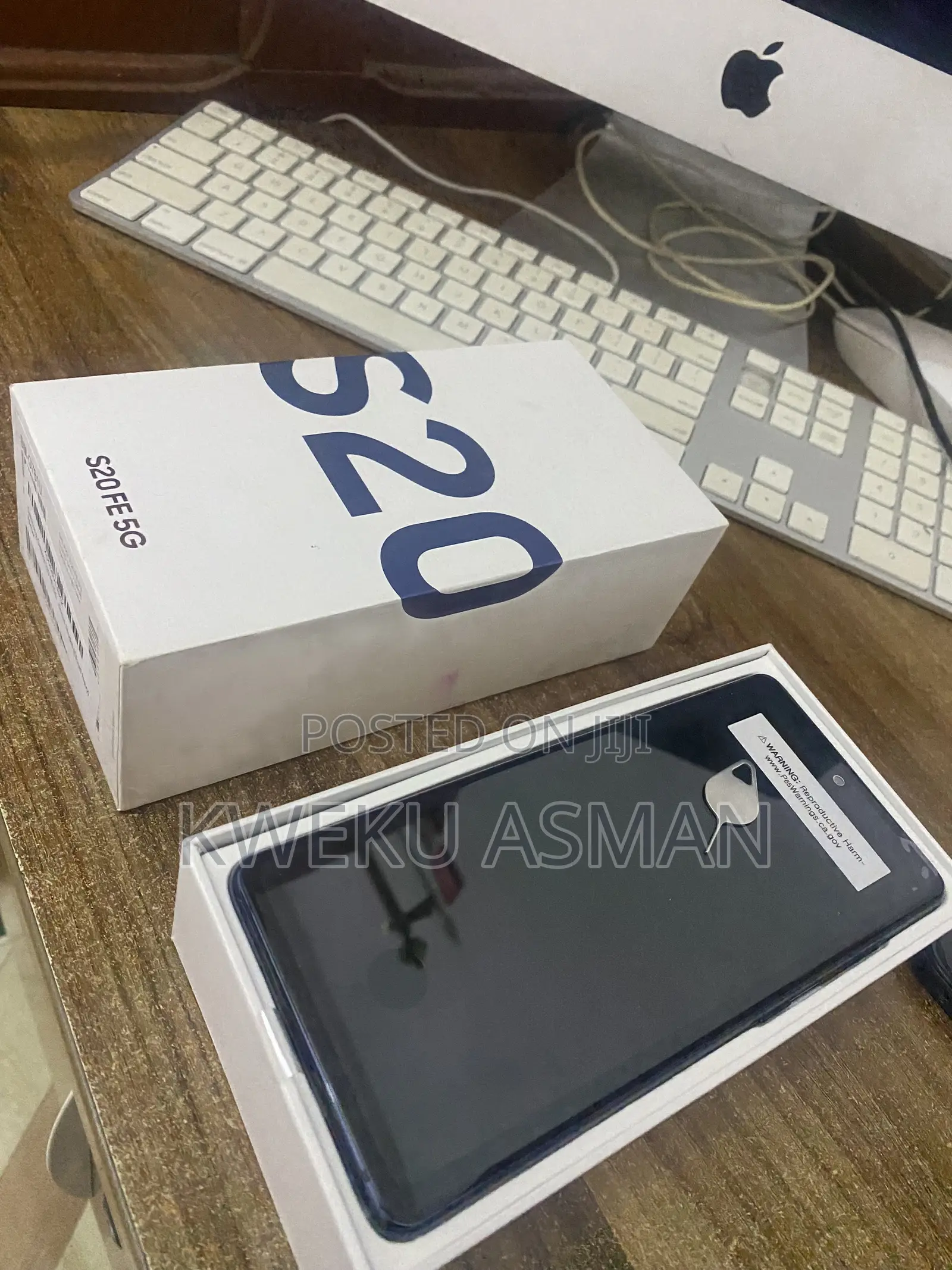 New Samsung Galaxy S20 FE 5G 128 GB Blue