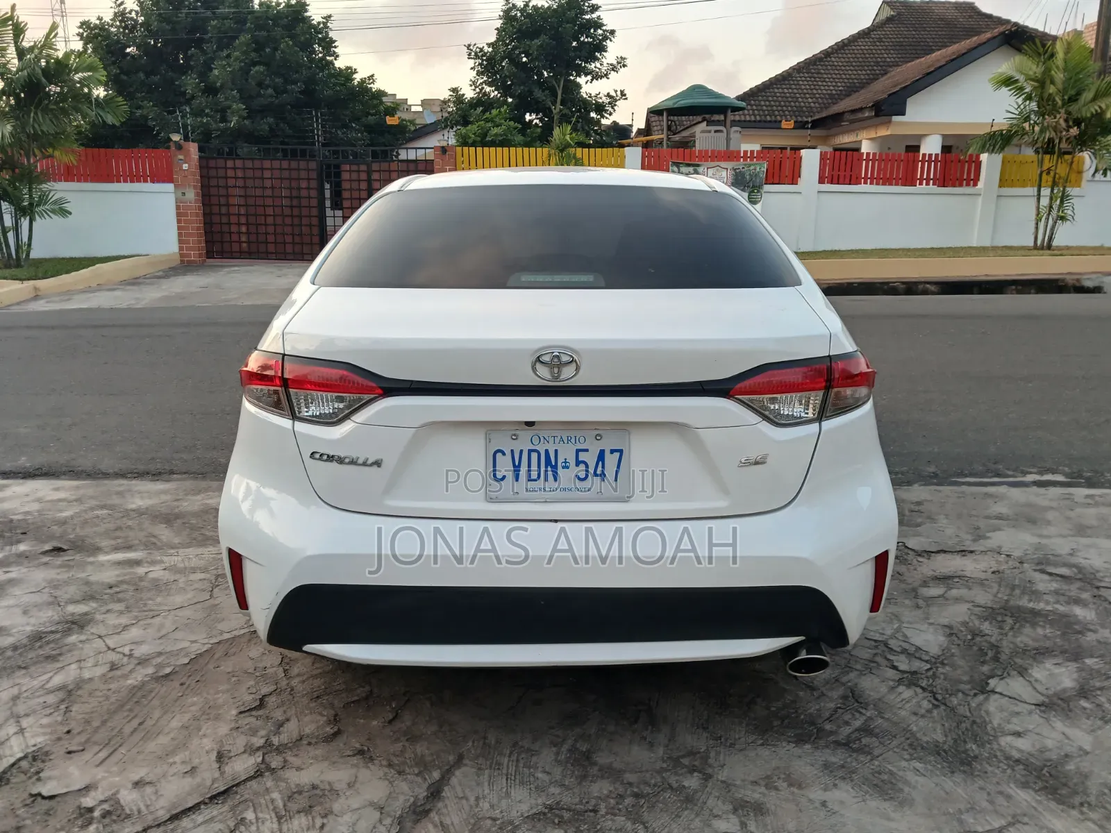 Toyota Corolla SE 2021 White