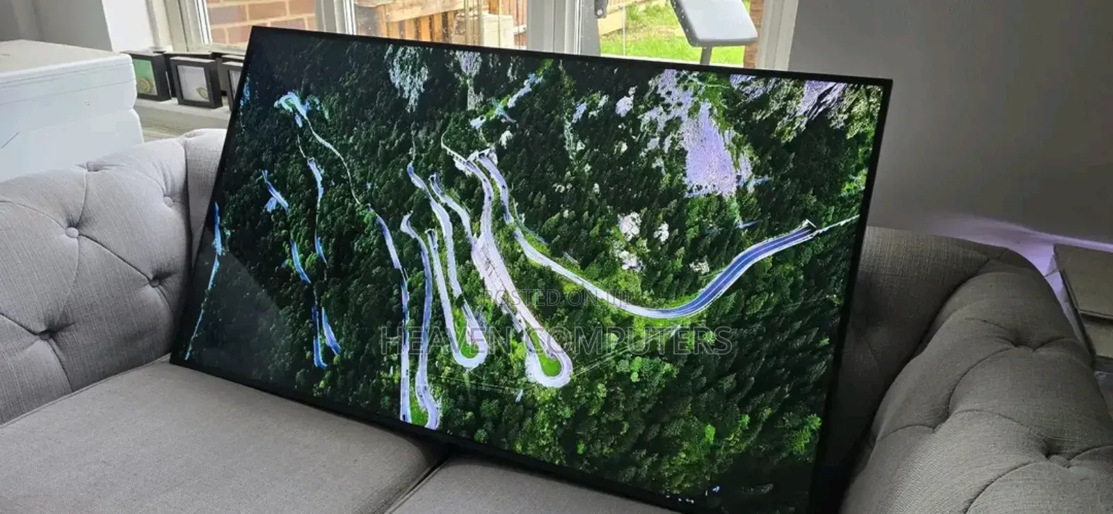 Samsung Smart TV With 55inches
