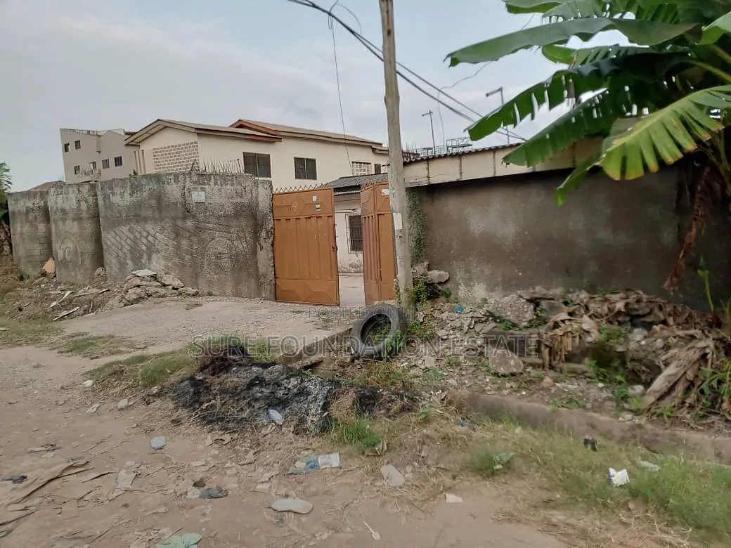 7bdrm House in Dansoman for sale