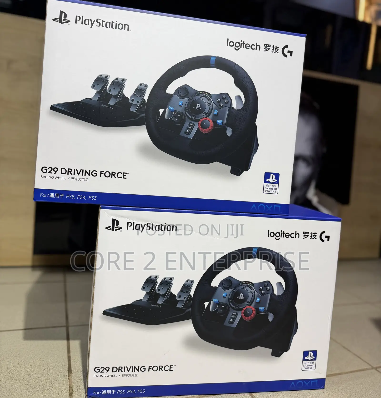  Logitech G29 Driving Force Racing Wheel