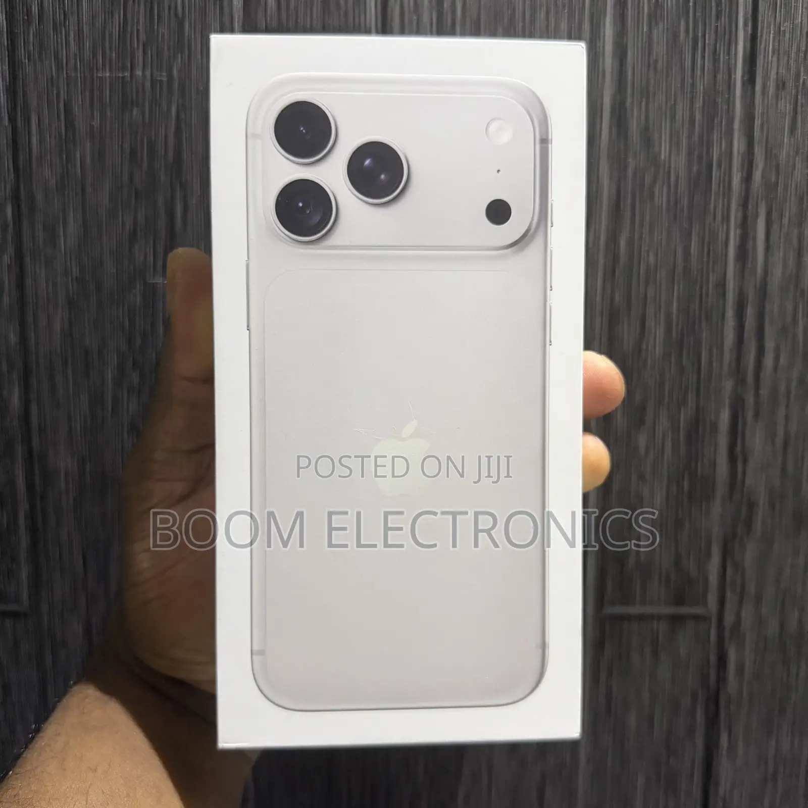 New Apple iPhone 18 Pro Max 256 GB Silver