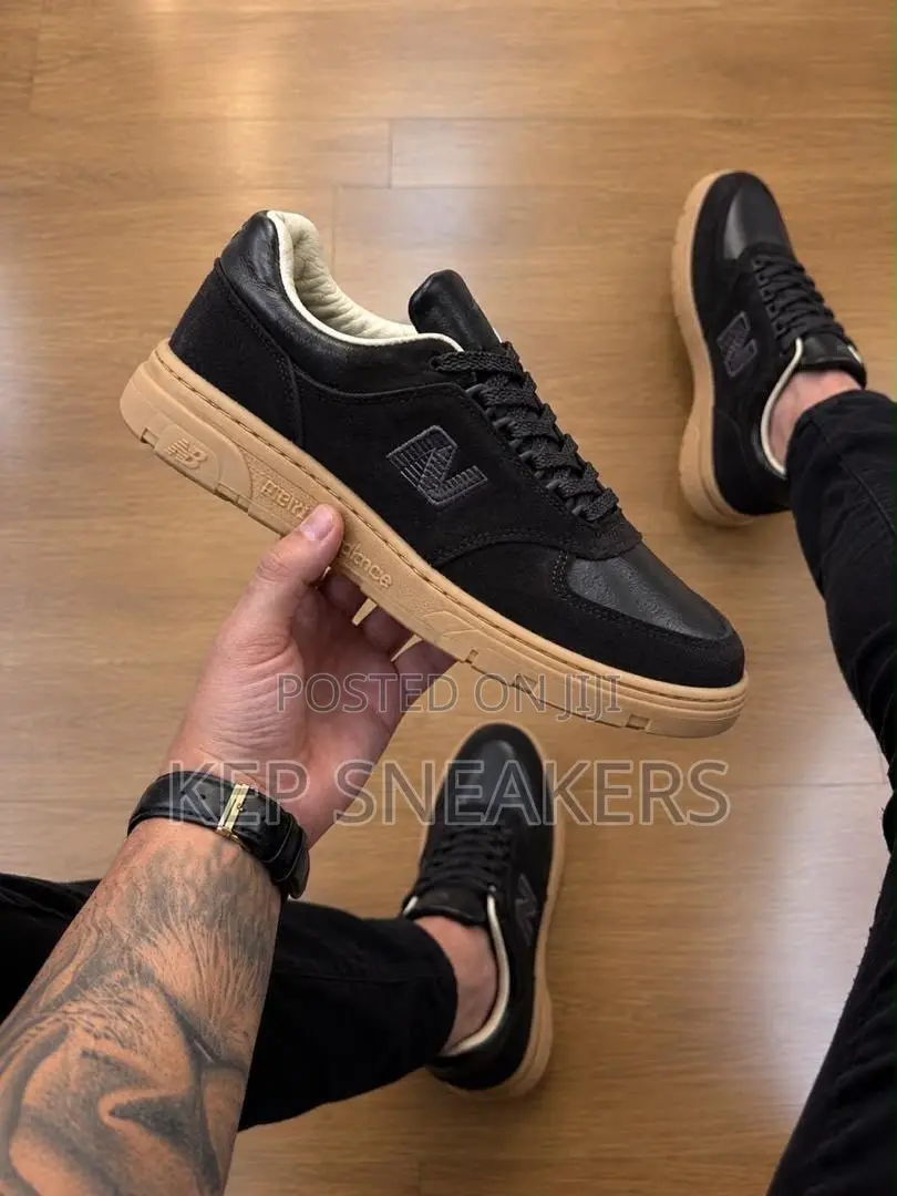 New Balance Made in UK Allerdale "Black With Chipmunk and Gum”