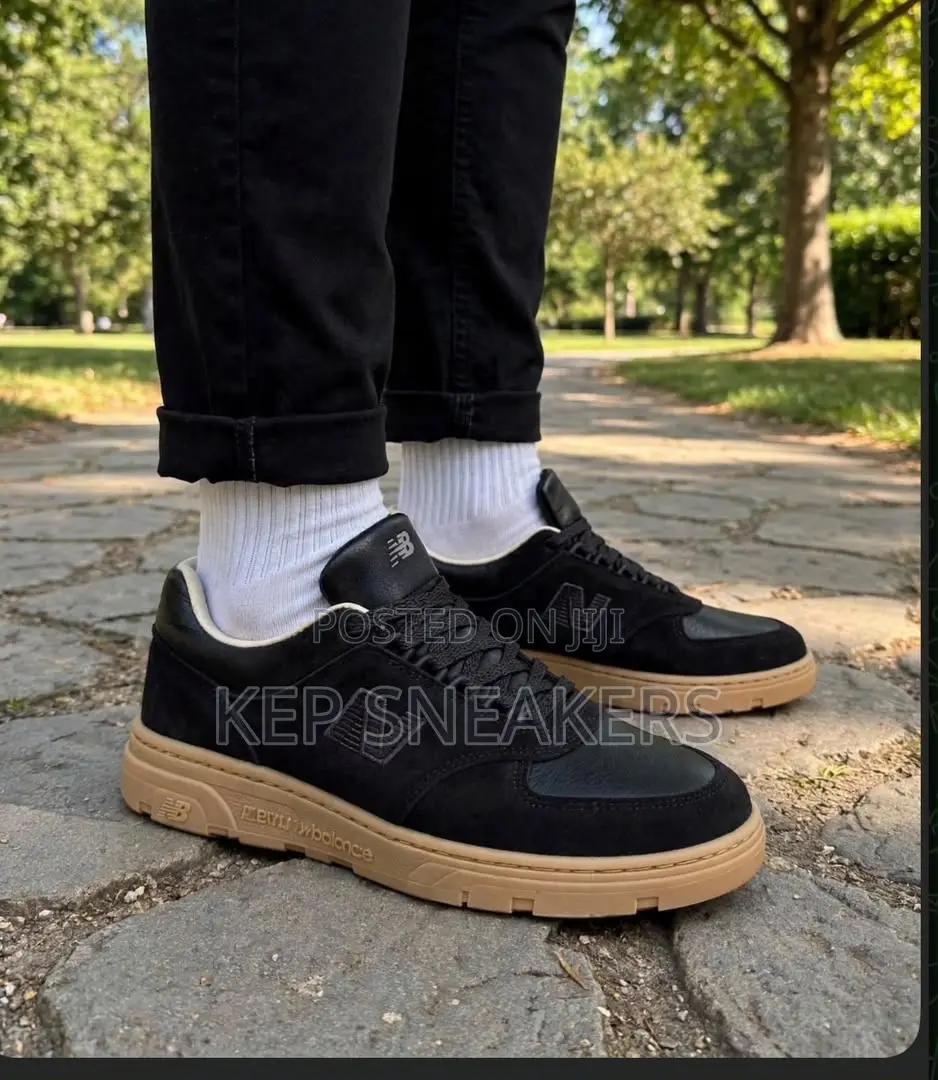 New Balance Made in UK Allerdale "Black With Chipmunk and Gum”