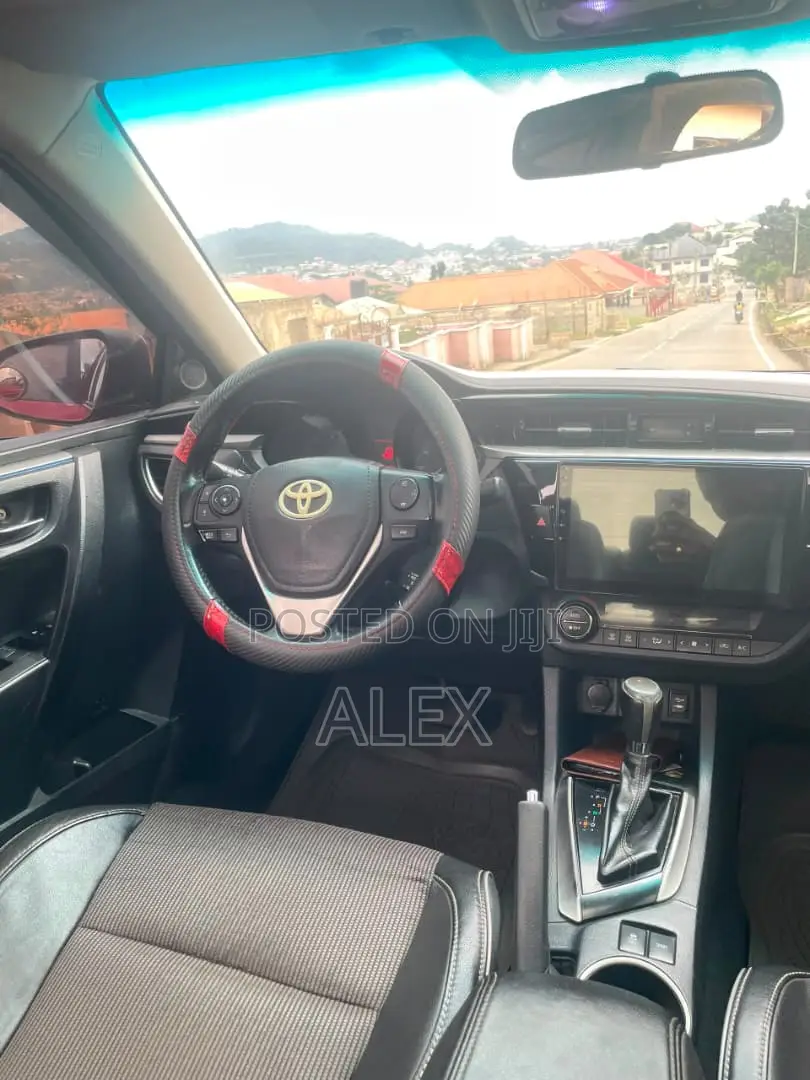 Toyota Corolla S 4dr Sedan (1.8L 4cyl CVT) 2016 Red