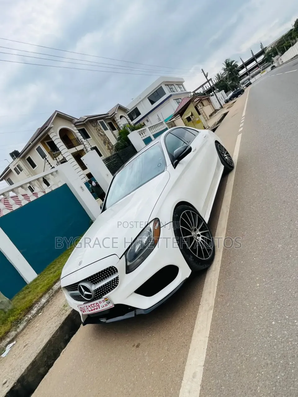 Mercedes-Benz C300 Luxury 4matic Sedan AWD (2.0L 4cyl 7A) 2017 White