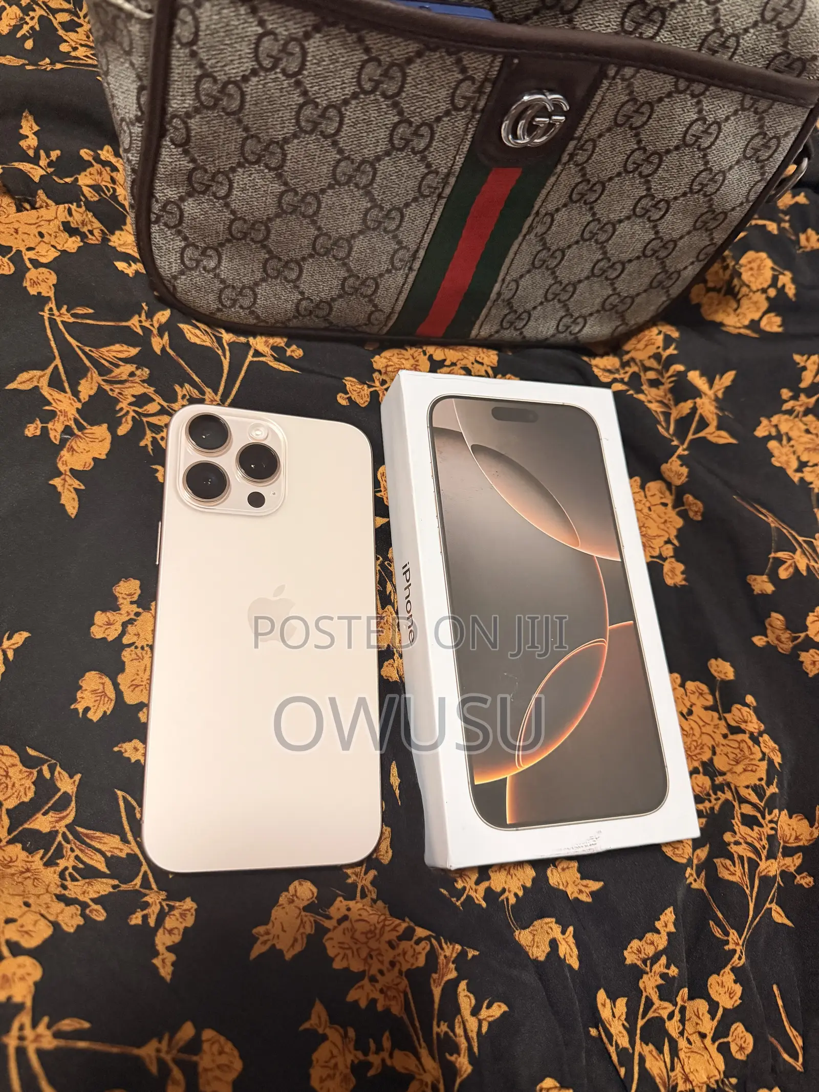 Apple iPhone 16 Pro Max 256 GB Gold