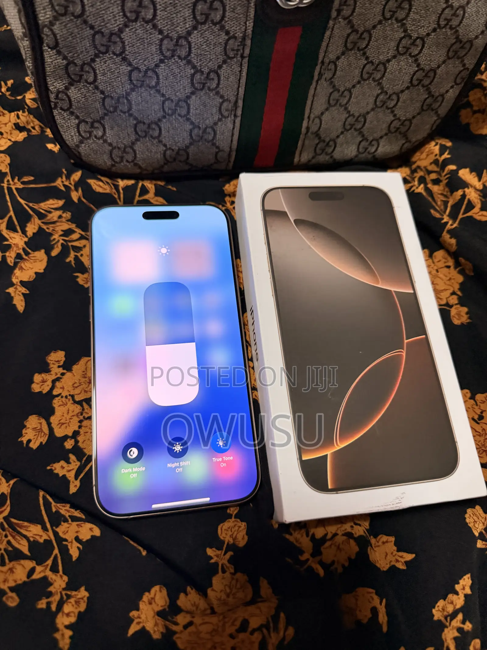 Apple iPhone 16 Pro Max 256 GB Gold