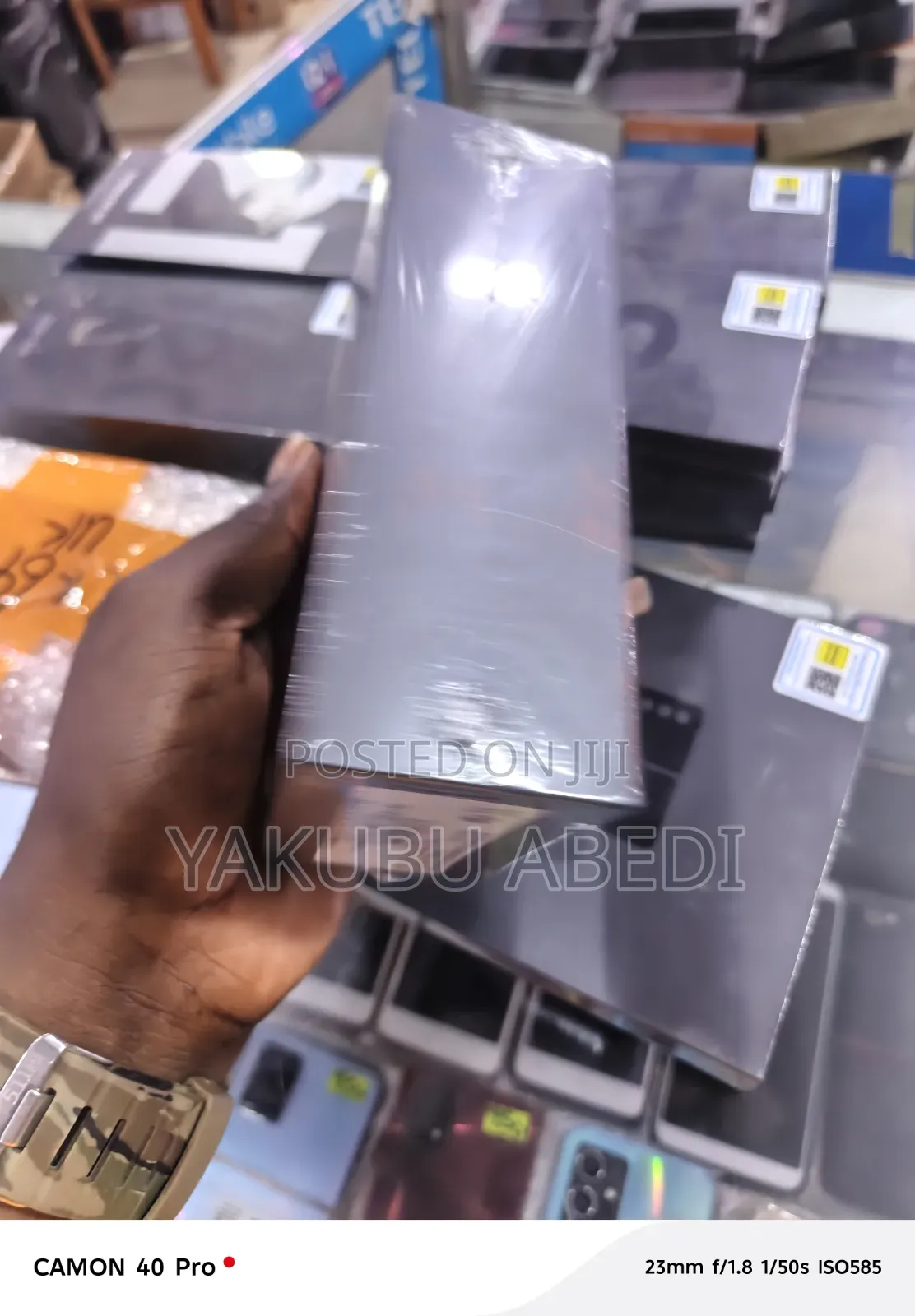 New Samsung Galaxy S10e 128 GB Black