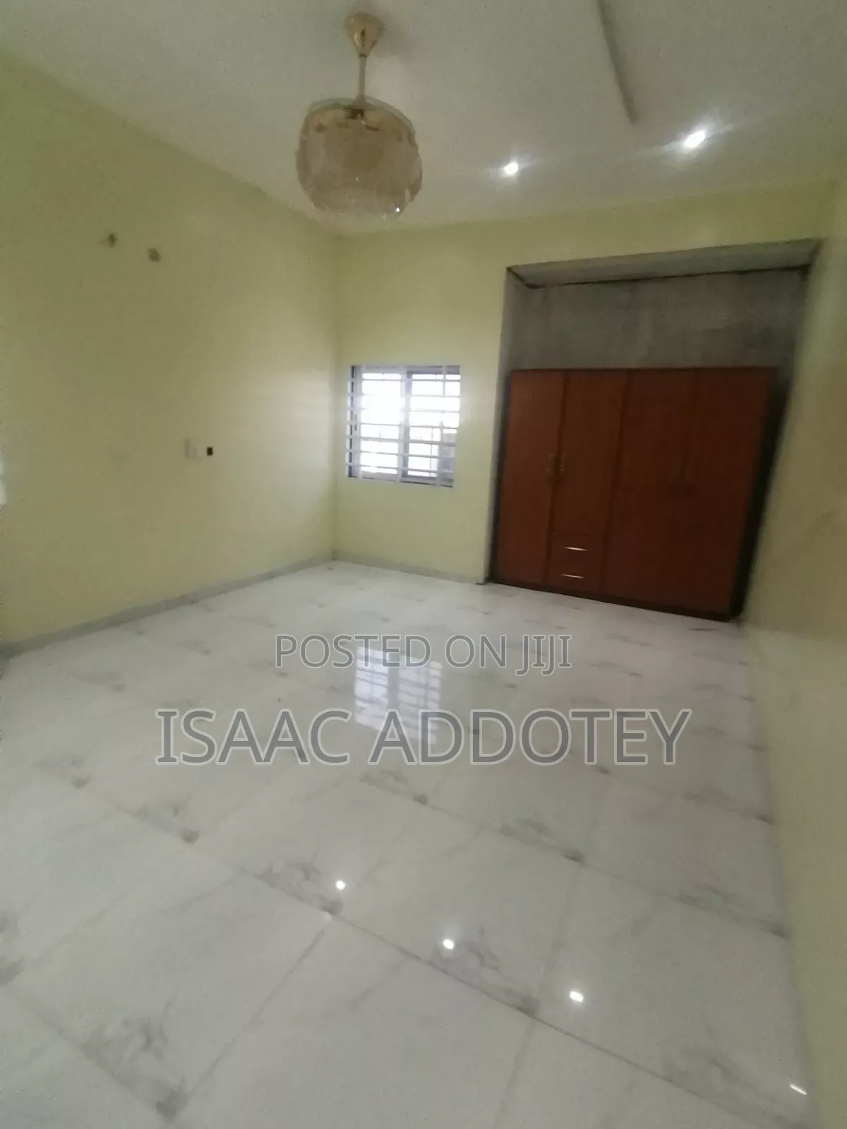 3bdrm House in Three 3 Bedrm Self, Baatsona Total for rent