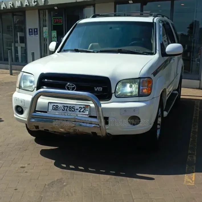 Toyota Sequoia SR5 4dr SUV 4WD (4.7L 8cyl 4A) 2002 White