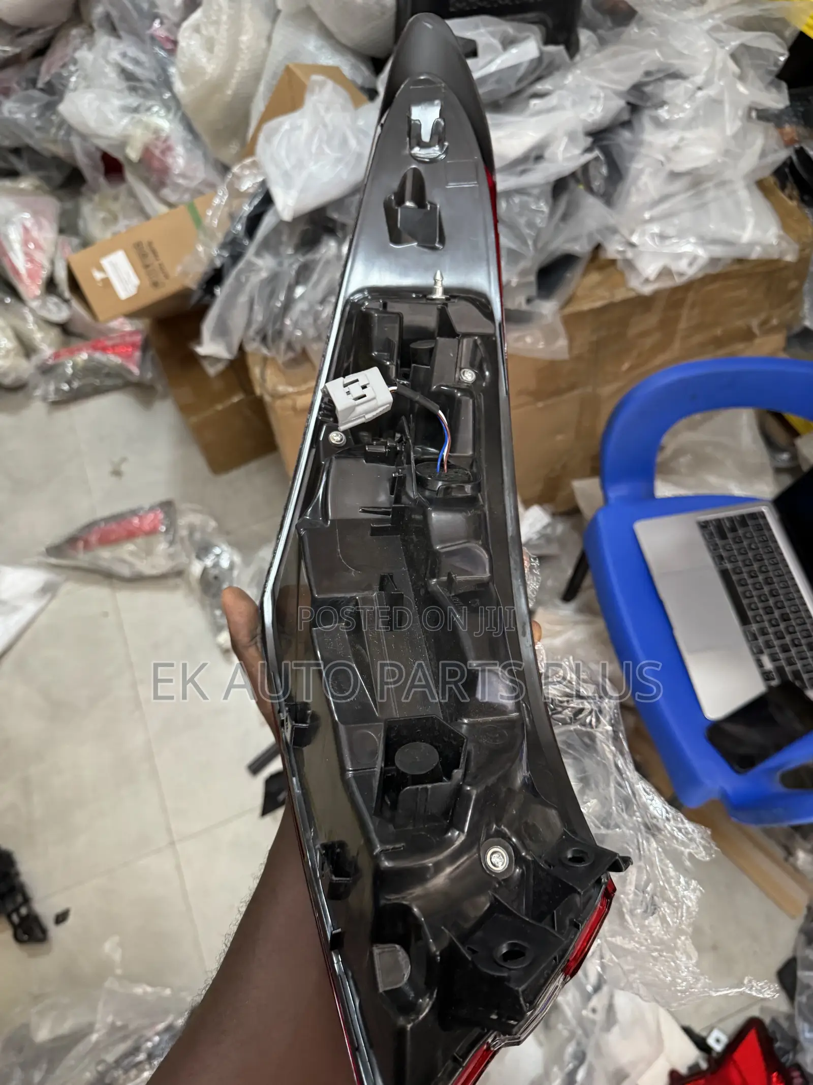Toyota Camry LED Taillight 2018 2019 2020 2021 2022 2023