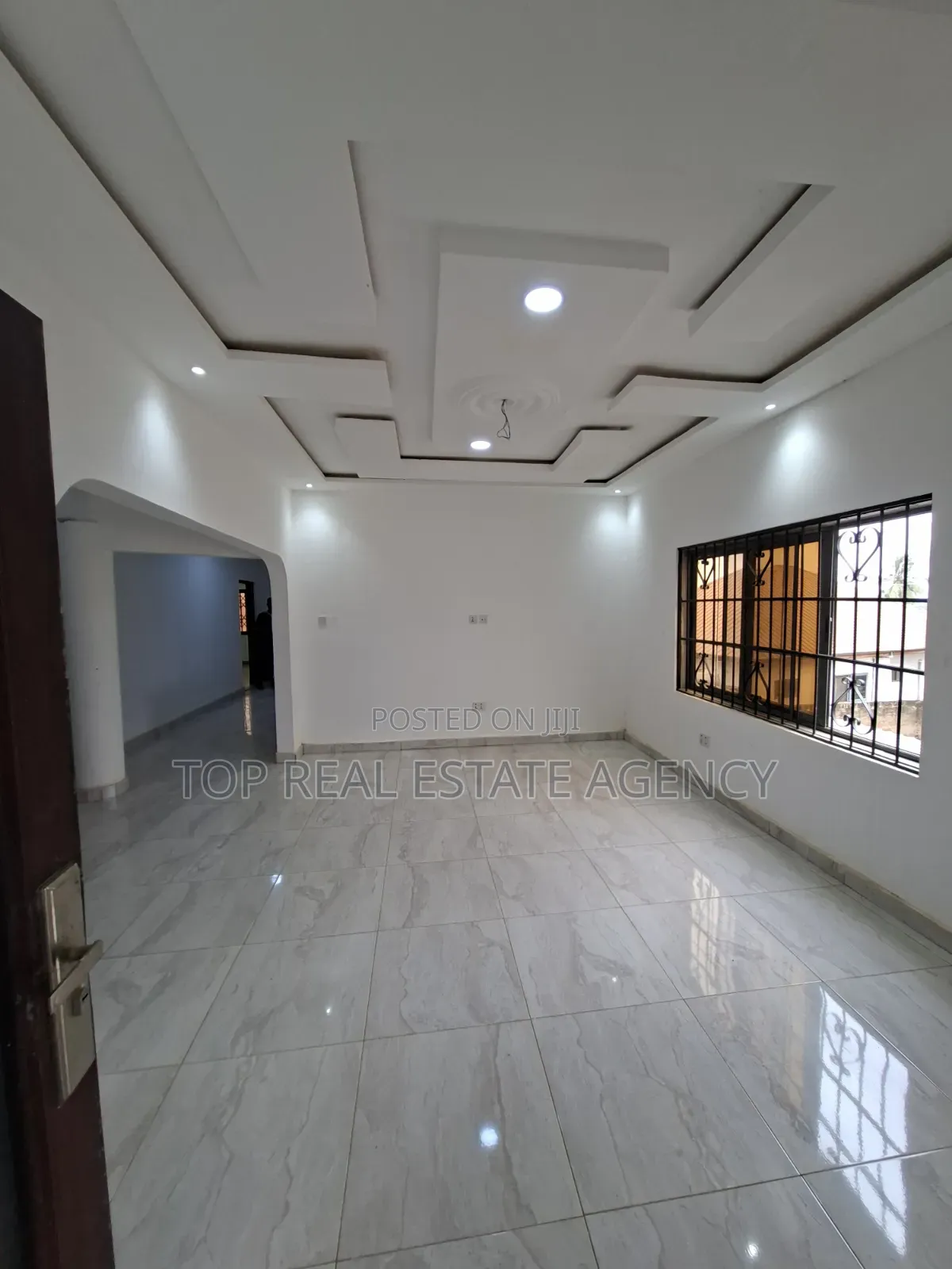 3bdrm Apartment in Sapeiman Macedonia, Amasaman for rent