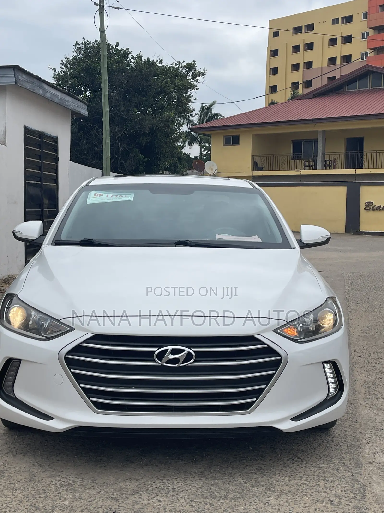 Hyundai Elantra 2017 White