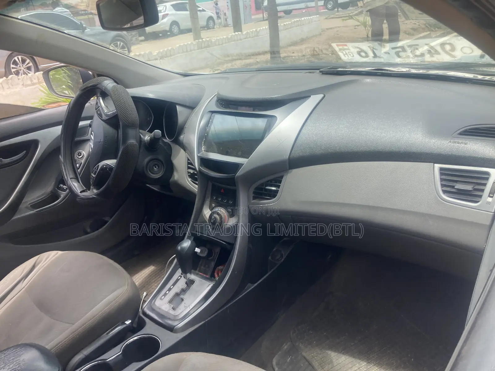 Hyundai Elantra GLS Sedan FWD (1.8L 4cyl 6M) 2013 Silver