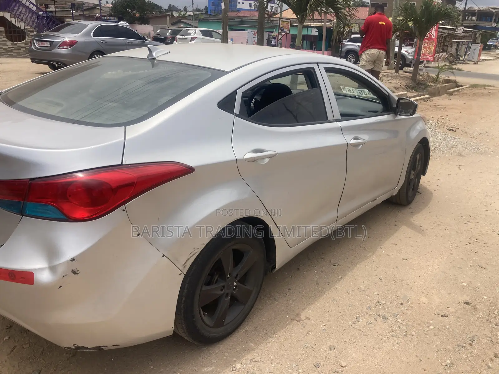 Hyundai Elantra GLS Sedan FWD (1.8L 4cyl 6M) 2013 Silver
