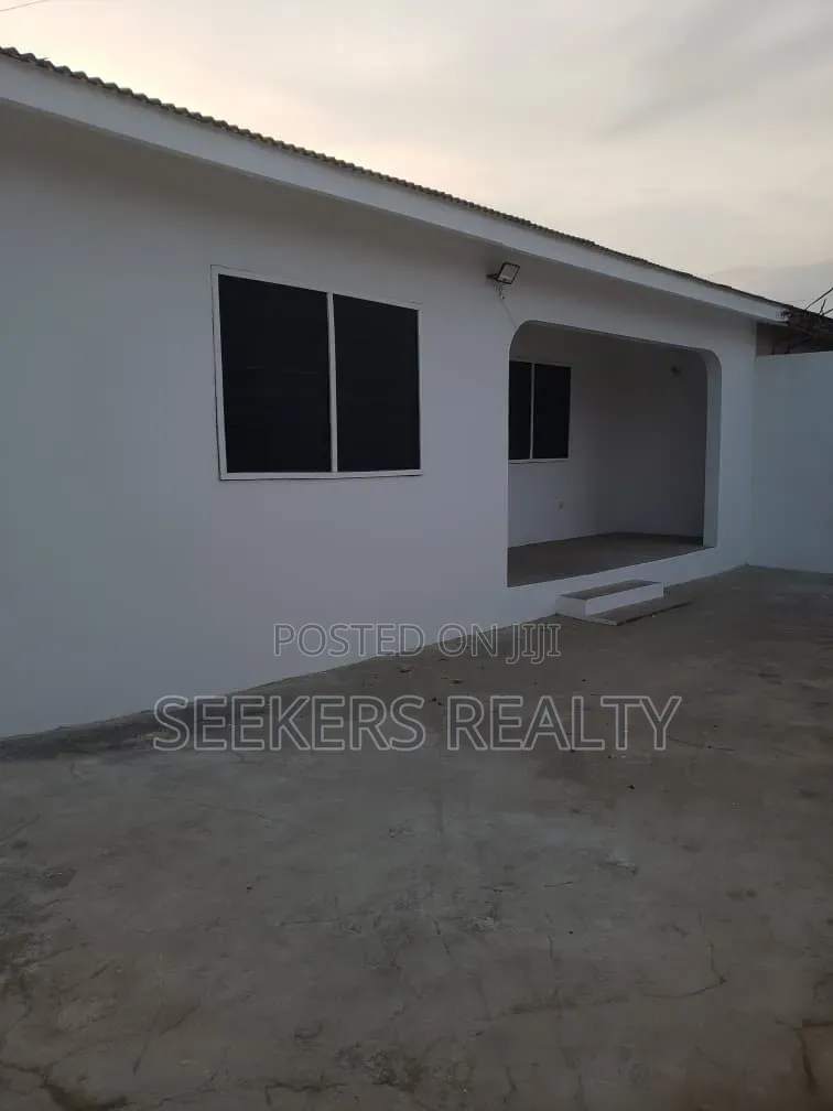 2bdrm House in Seekers Realty, GREDA Estate for rent