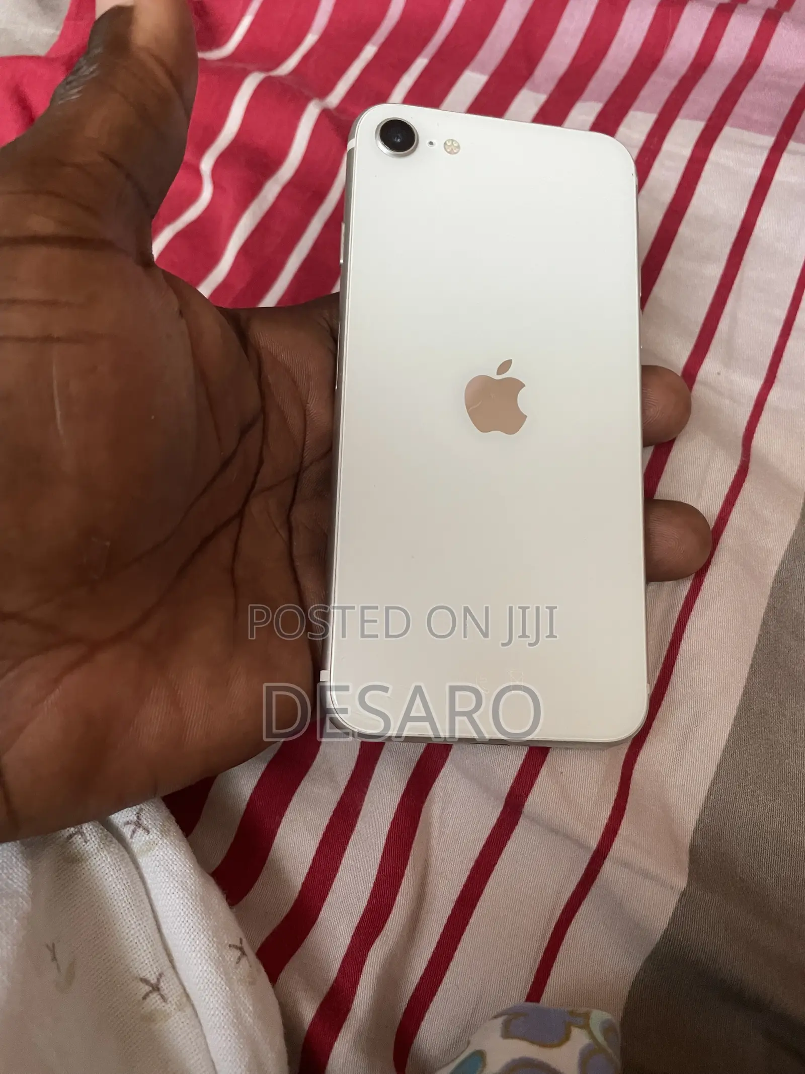 Apple iPhone SE (2020) 64 GB White