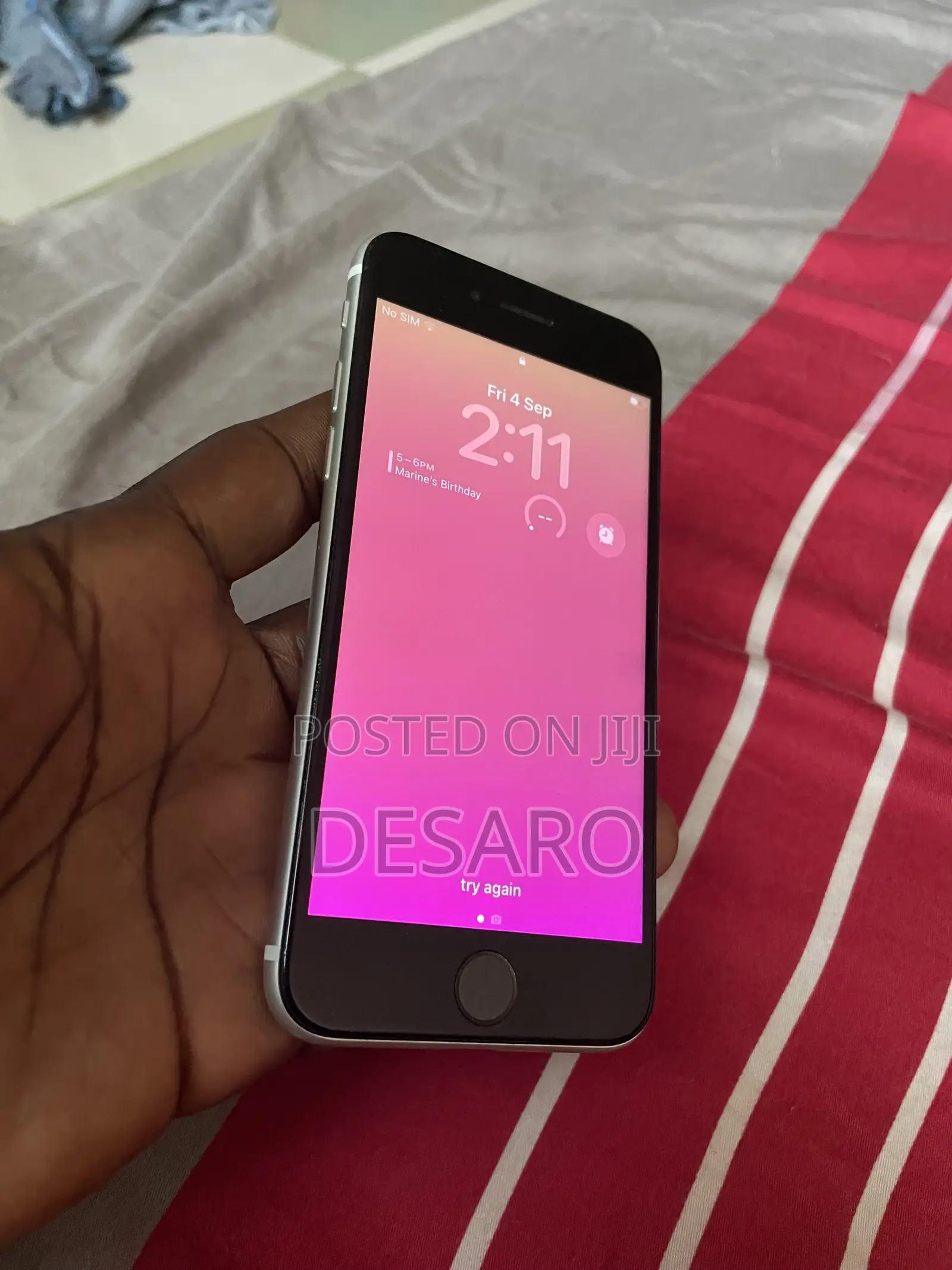 Apple iPhone SE (2020) 64 GB White