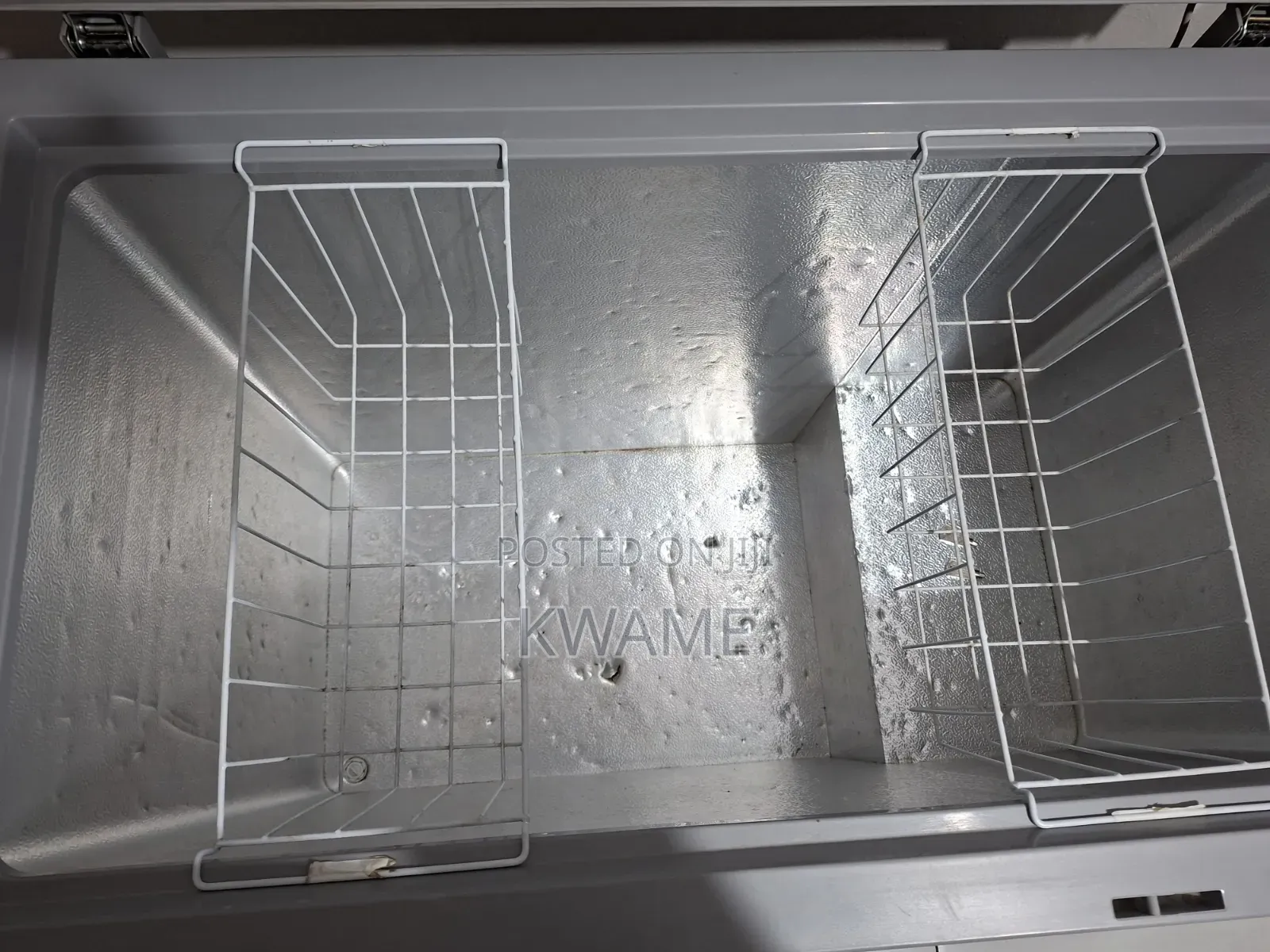 Chest Freezer (Hisense 330 LITRES)
