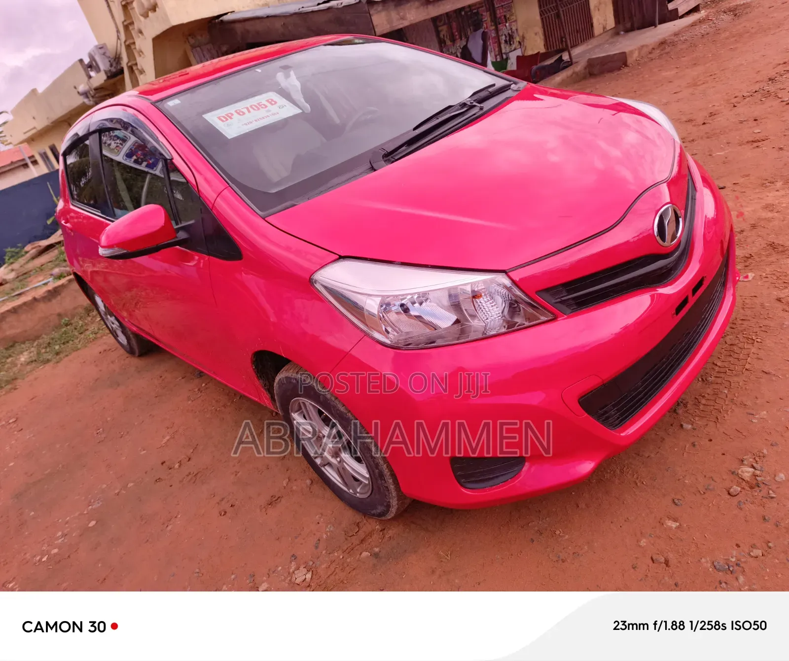 Toyota Vitz 2013 Red