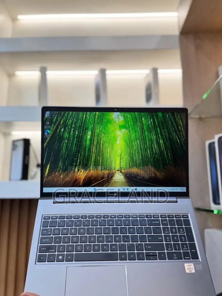 Laptop HP Zbook Fury 15 G7 16GB Intel Core i7 SSD 512GB