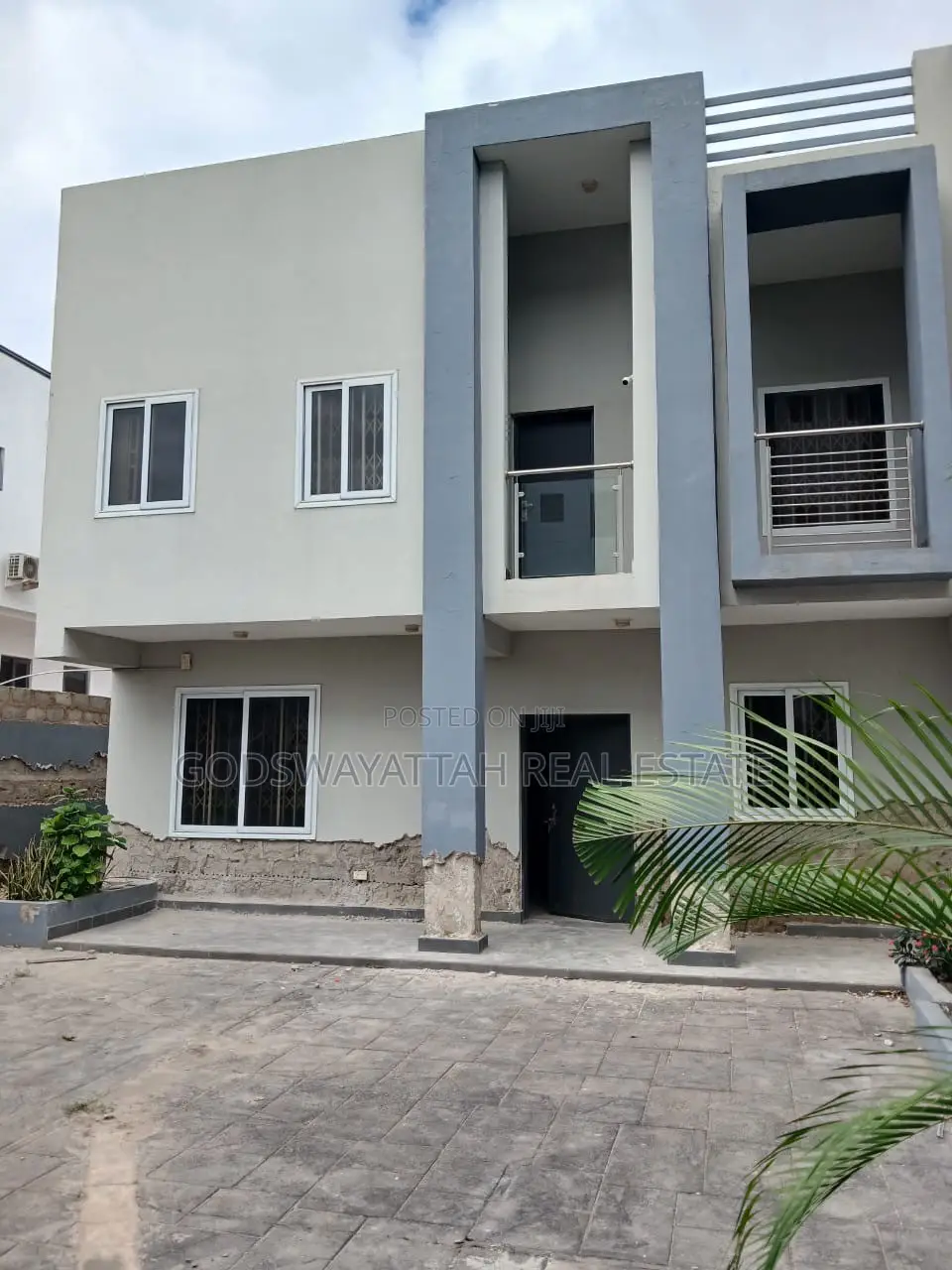 4bdrm House in East Legon, Adjiriganor for rent