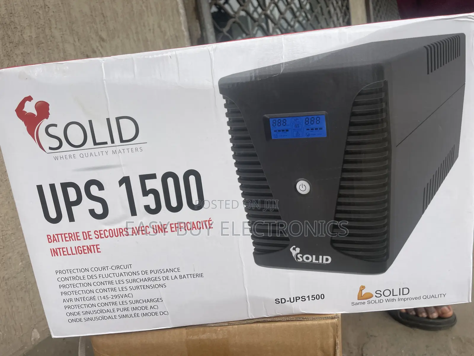 Dainty Solid 1500vA UPS Device