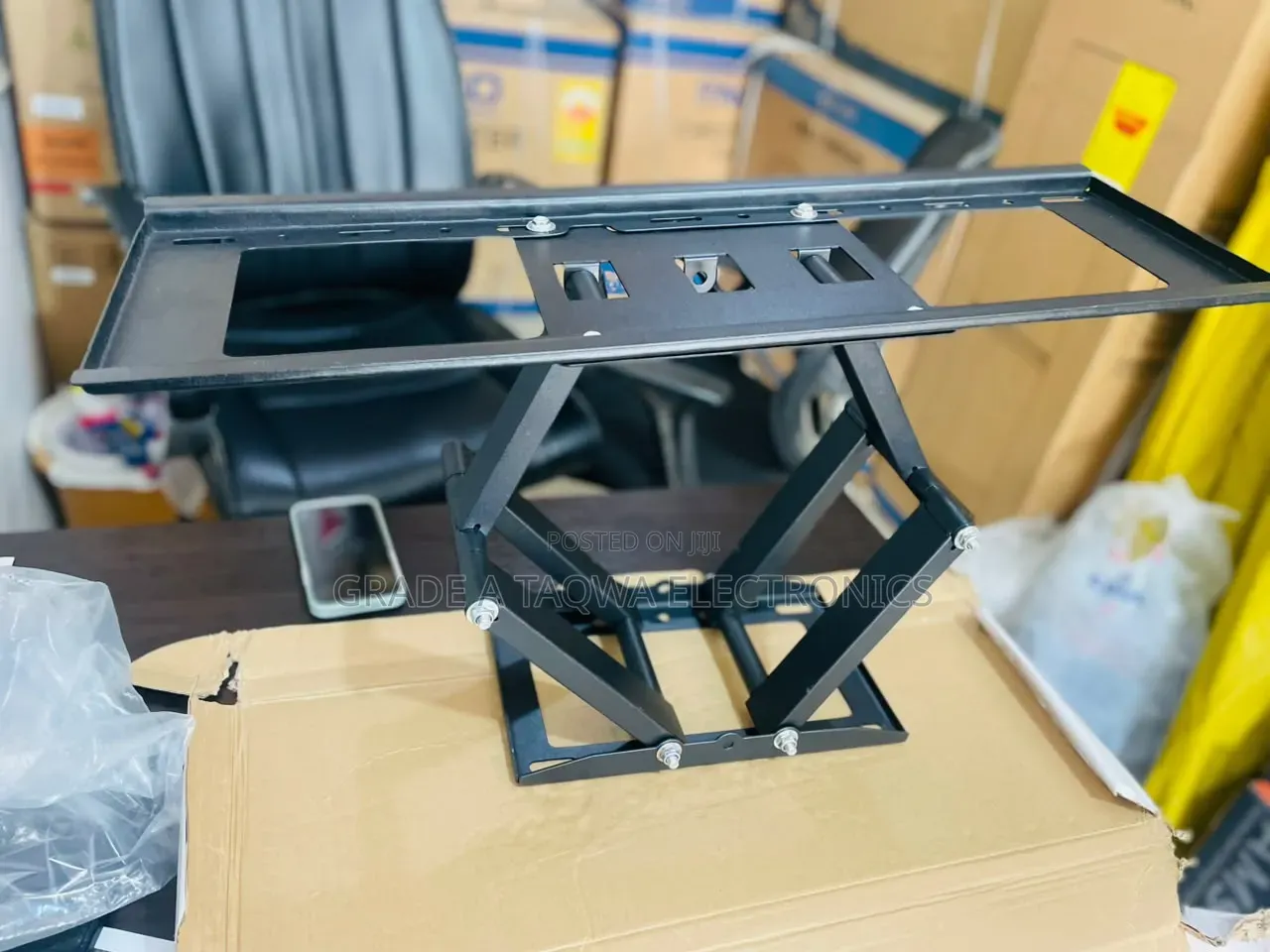 A M TH-119B Heavy Duty Fixed TV Wall Mount (40"-80", 70kg Capacity)