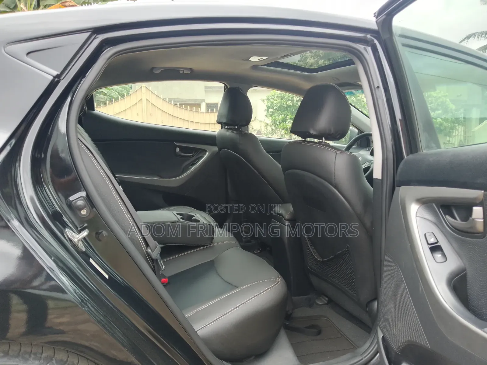 Hyundai Elantra Limited Sedan FWD (1.8L 4cyl 6A) 2013 Black