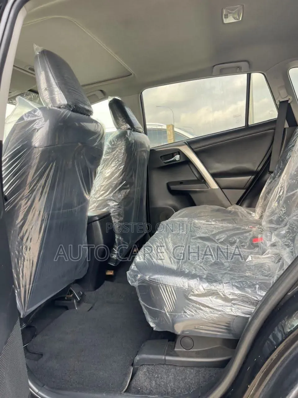 Toyota RAV4 XLE 4dr SUV AWD (2.5L 4cyl 6A) 2015 Black
