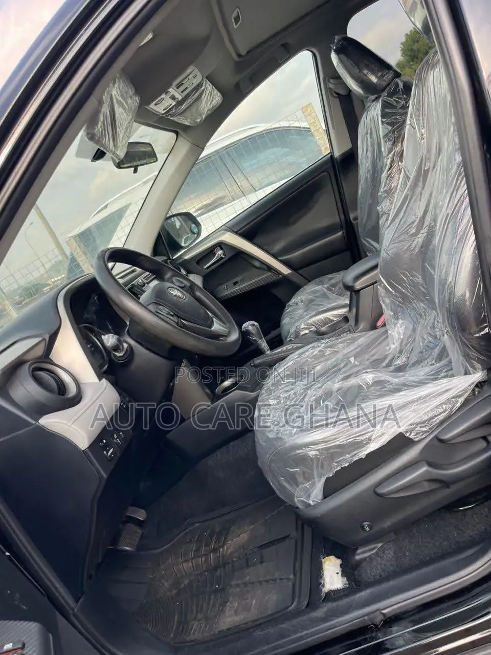 Toyota RAV4 XLE 4dr SUV AWD (2.5L 4cyl 6A) 2015 Black
