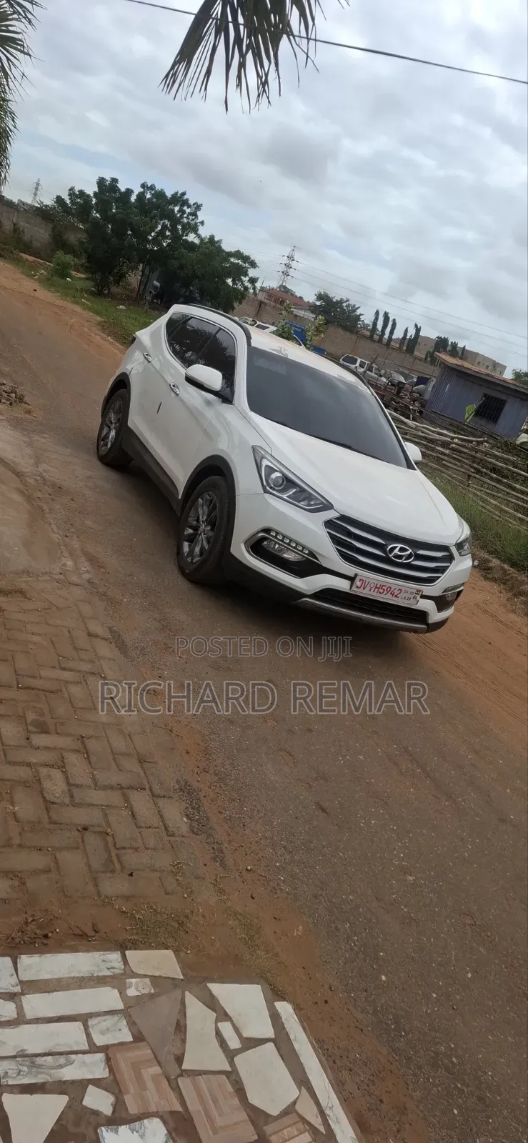 Hyundai Santa Fe 2016 White