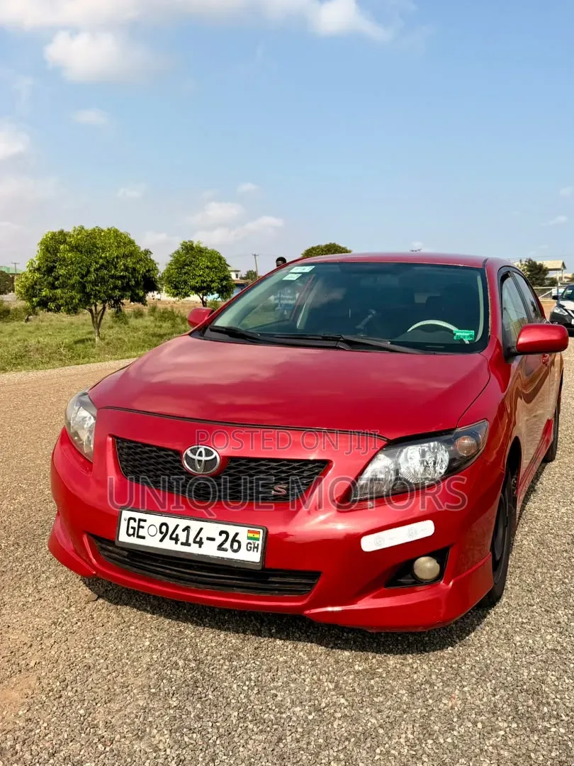 Toyota Corolla 2011 Red