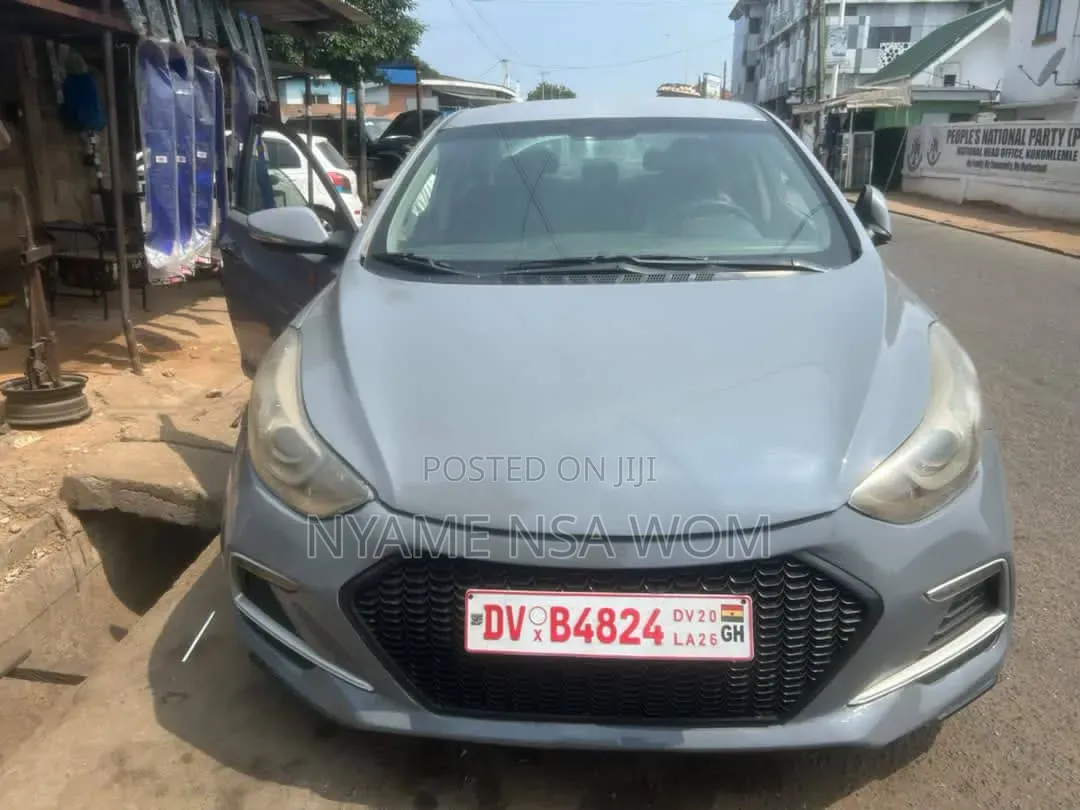 Hyundai Elantra 2013 Silver