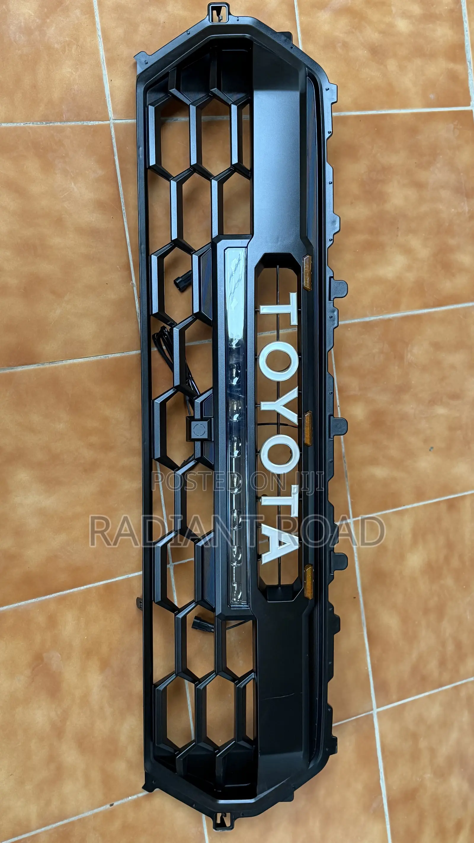 Tacoma 2024, 2025 Grille