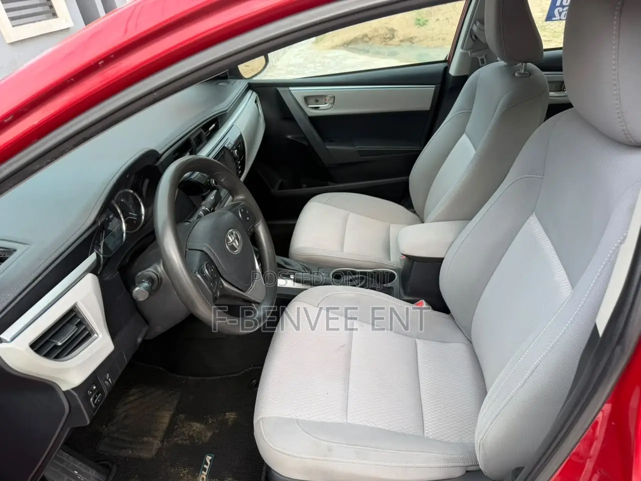 Toyota Corolla LE Eco 4dr Sedan (1.8L 4cyl CVT) 2016 Red