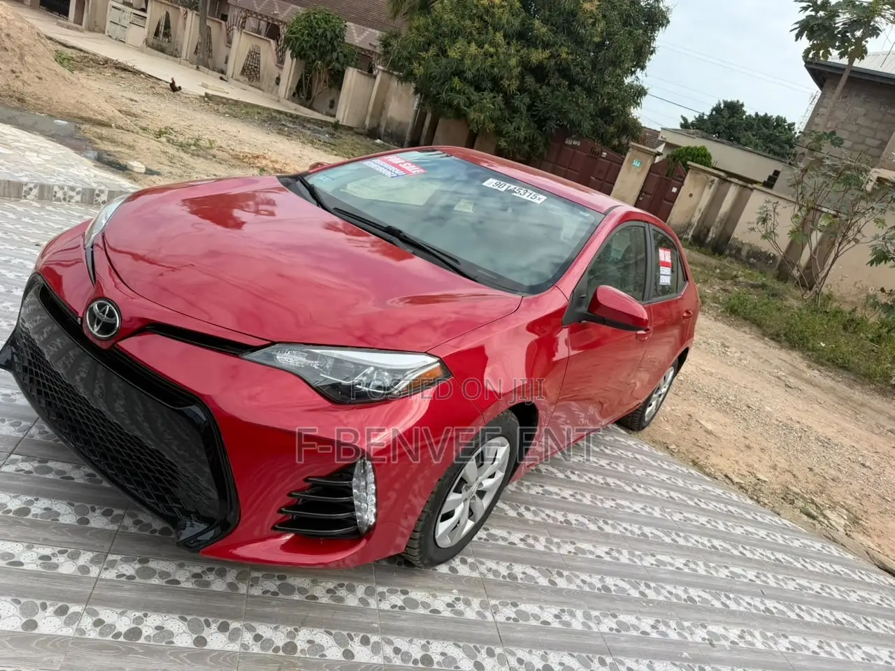 Toyota Corolla LE Eco 4dr Sedan (1.8L 4cyl CVT) 2016 Red