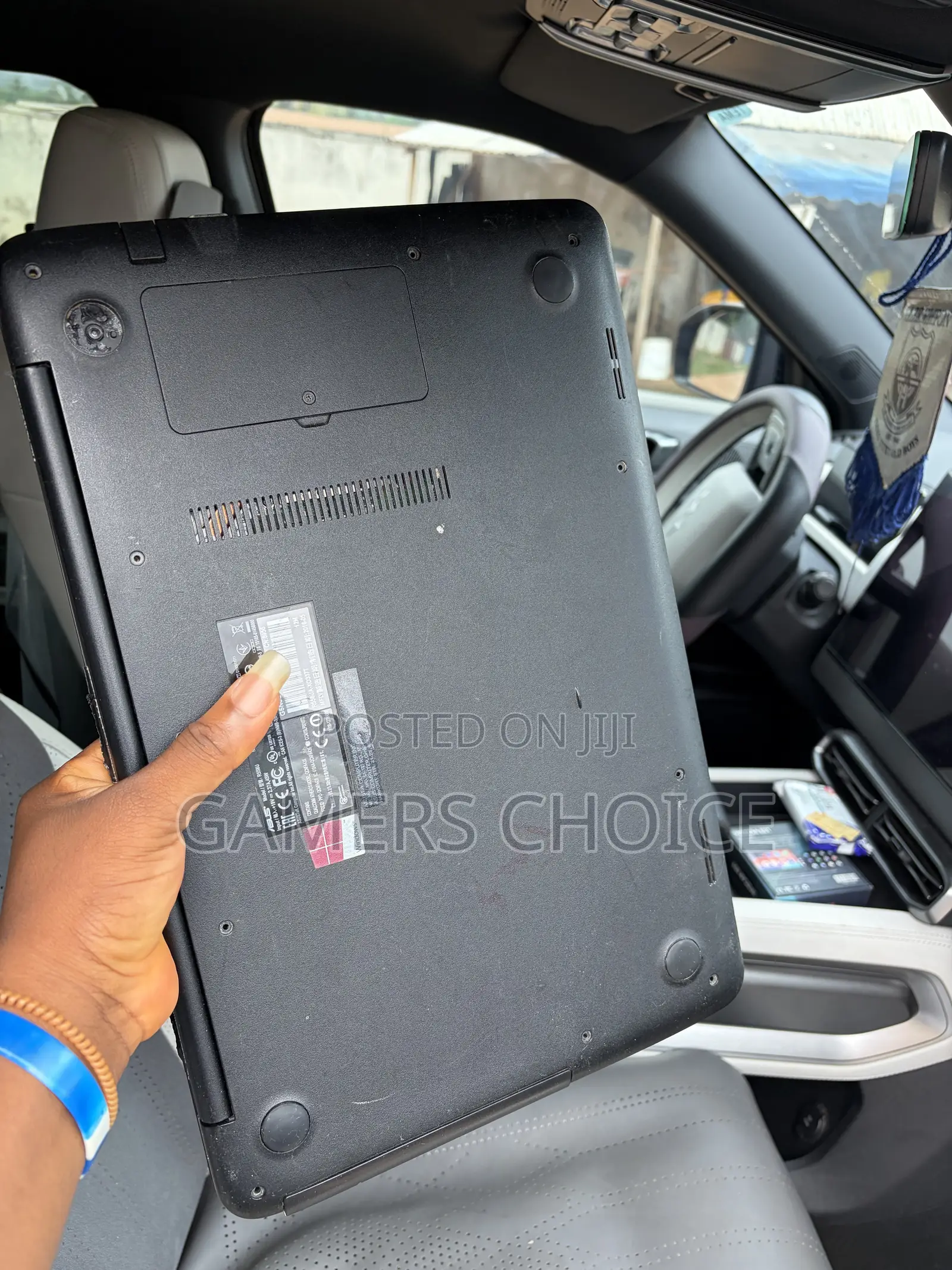 Laptop Asus R558UF 8GB Intel Core i5 SSD 512GB