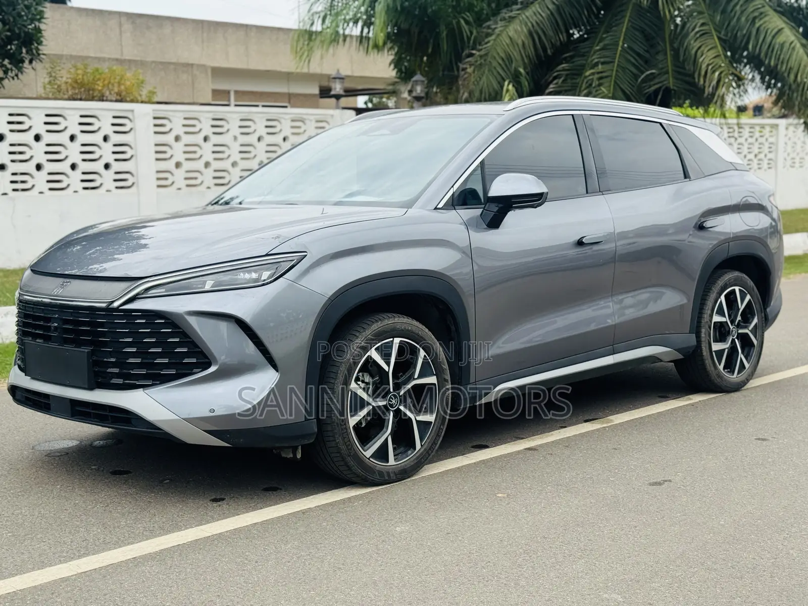 BYD Song Pro DM-i 2024 Gray
