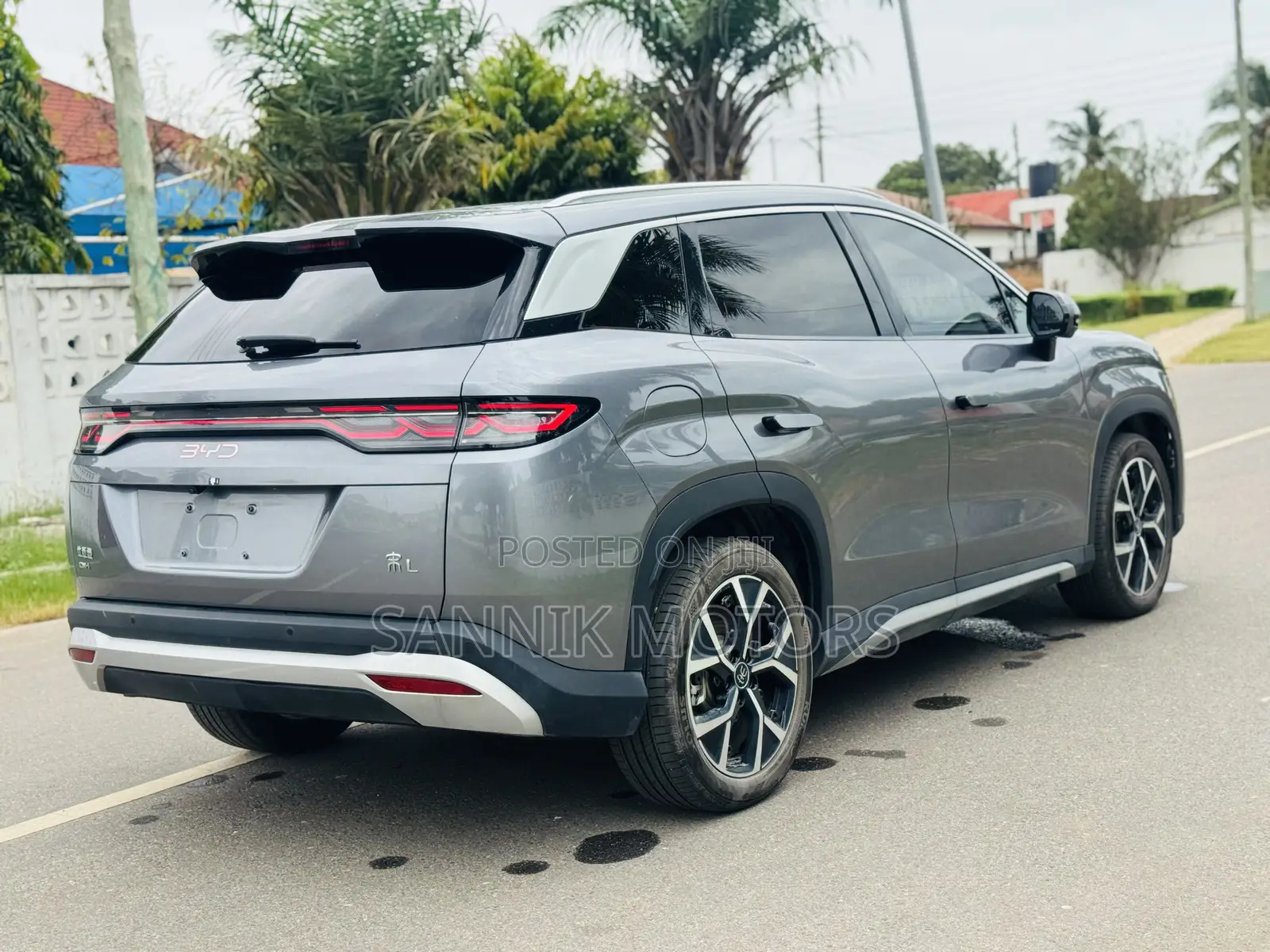 BYD Song Pro DM-i 2024 Gray