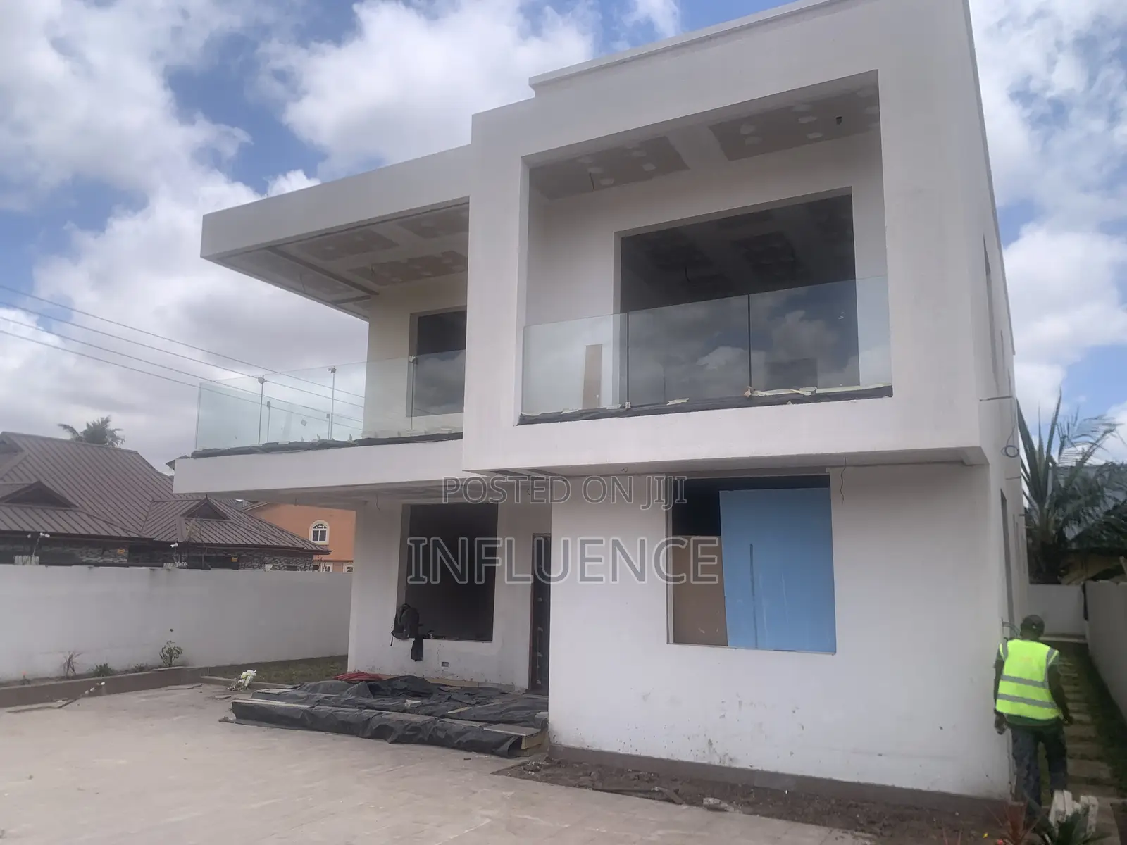 5bdrm House in Adjirigano, East Legon for sale